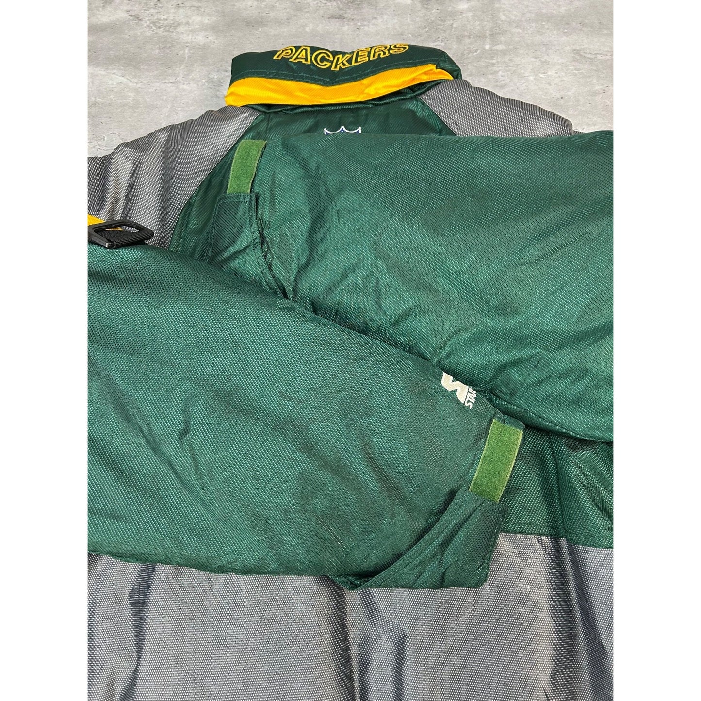 Vintage 90s Green Bay Packers NFL 1/2 Zip Insulated Starter Jacket Size Large