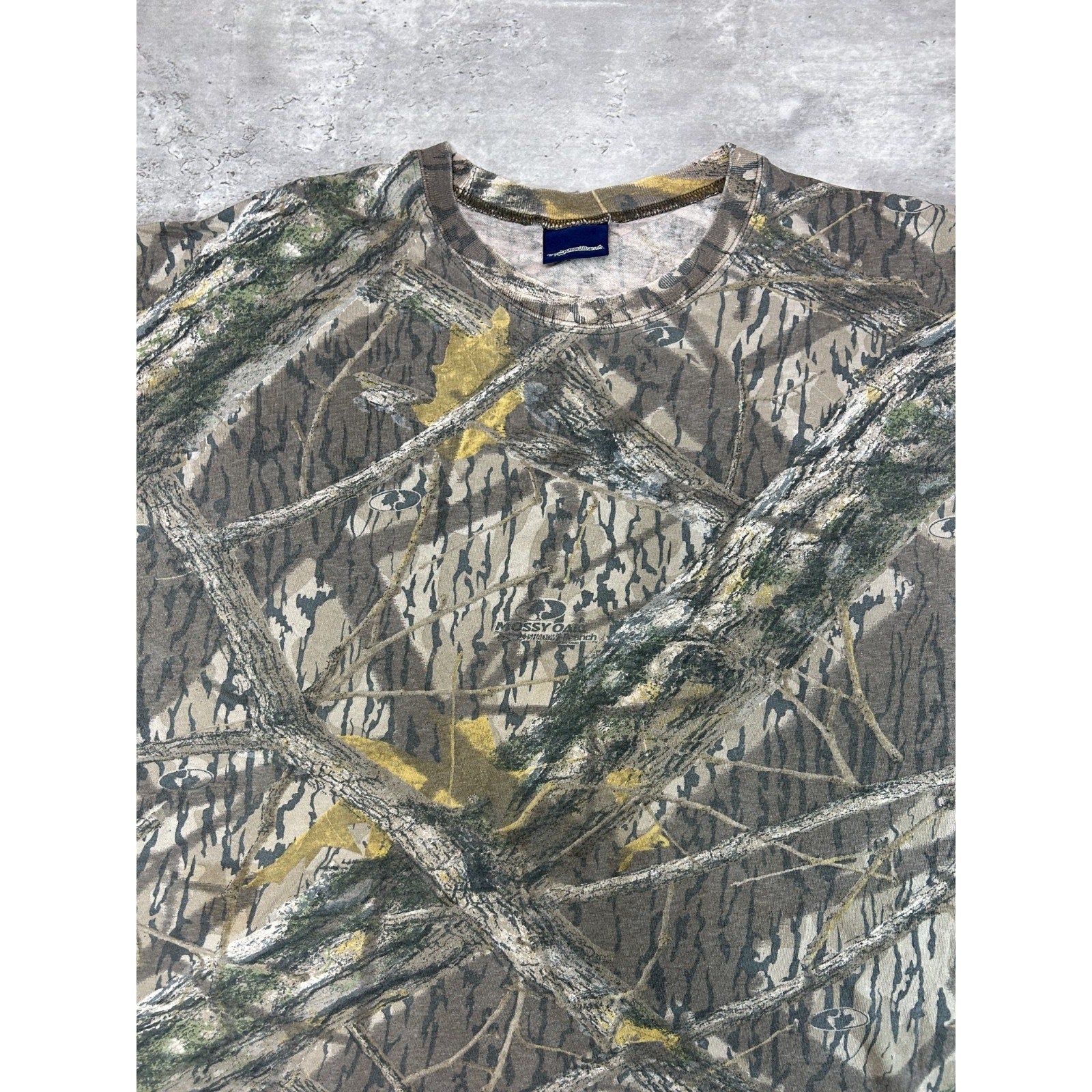 Vintage 90s Mossy Oak Shadow Branch Tree Camo Hunting T-Shirt Size 3XL