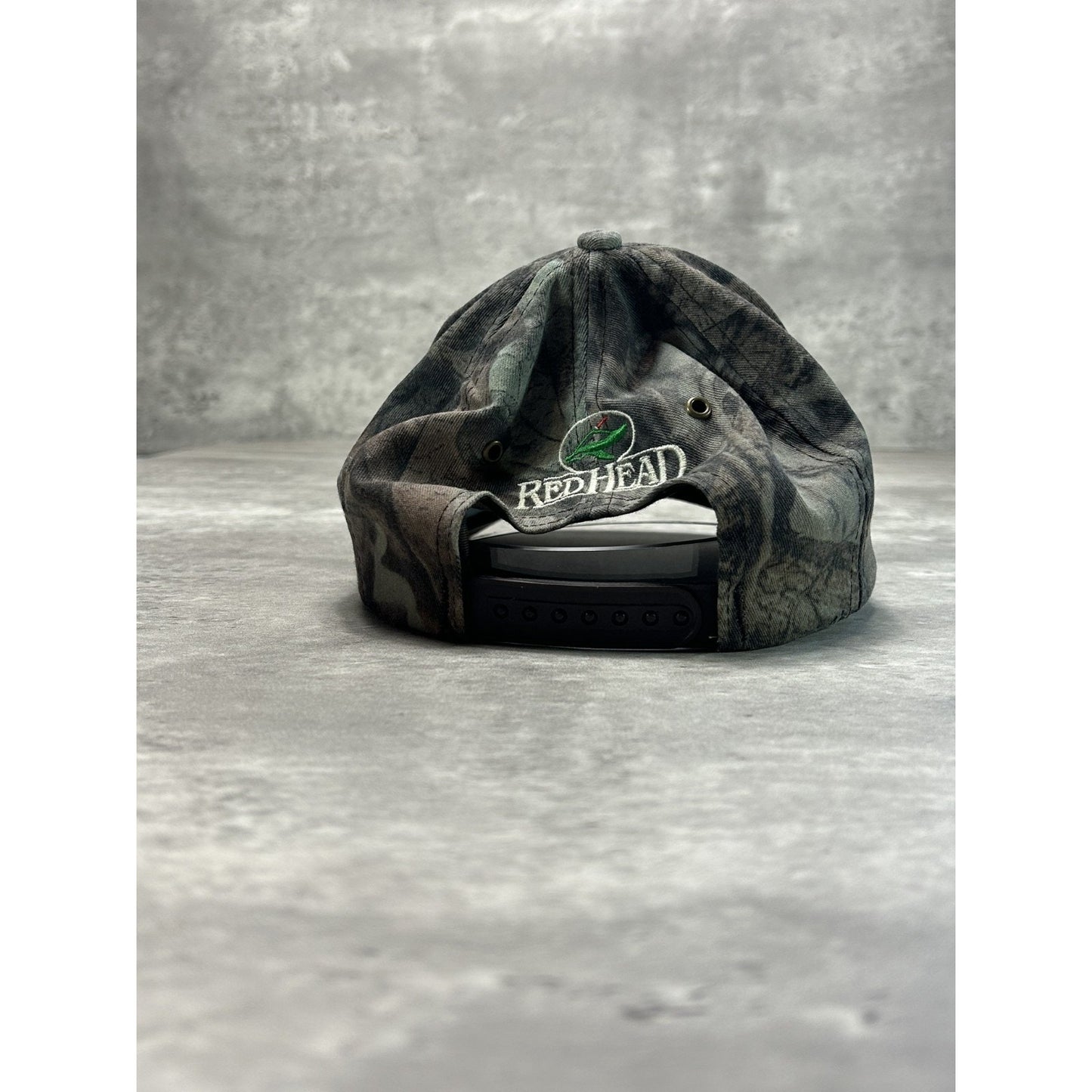 Vintage 2000 Bass Pro Hunting Classic Tree Camo Snapback Hat OSFA