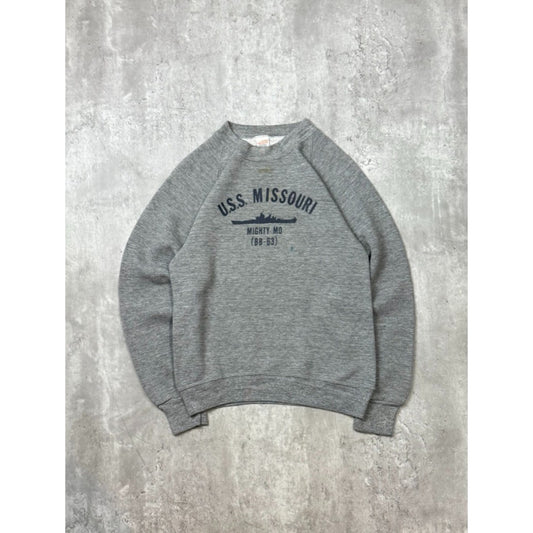 Vintage 1980s U.S.S Missouri Military Graphic Spellout Crewneck Sweatshirt Small
