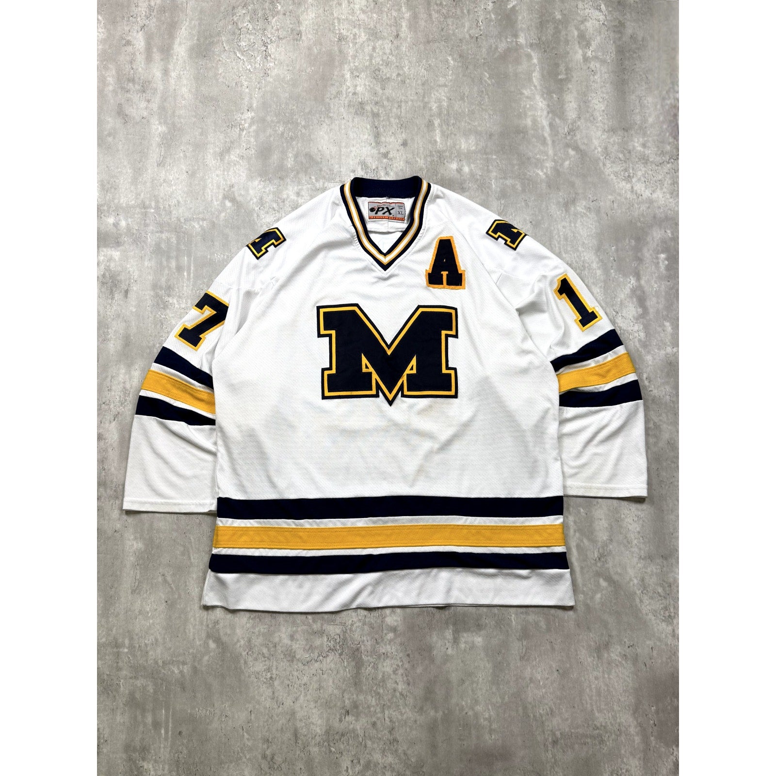 Vintage Michigan Wolverines #17 NCAA Stitched Hockey Jersey Size XL