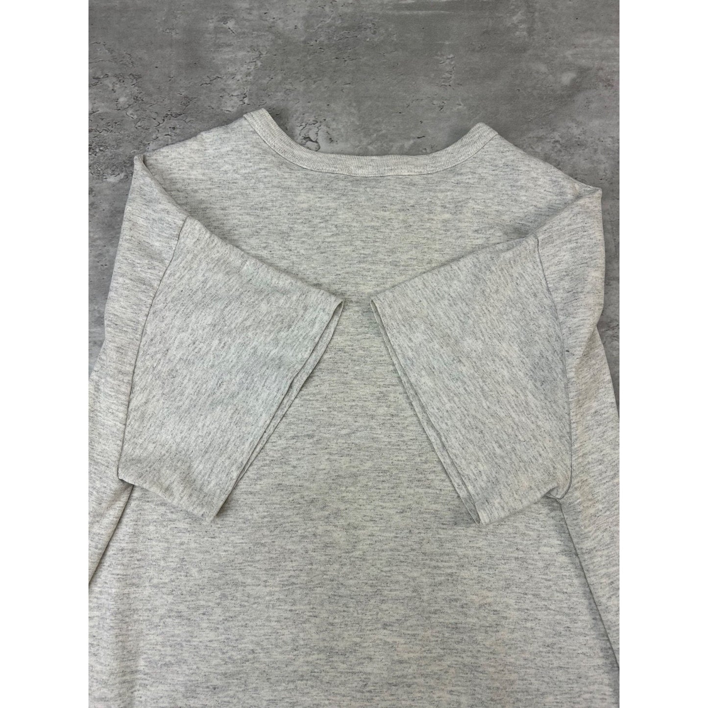 Vintage 90s Atlanta Braves MLB Looney Tunes Bugs Bunny Long T-Shirt Size XL