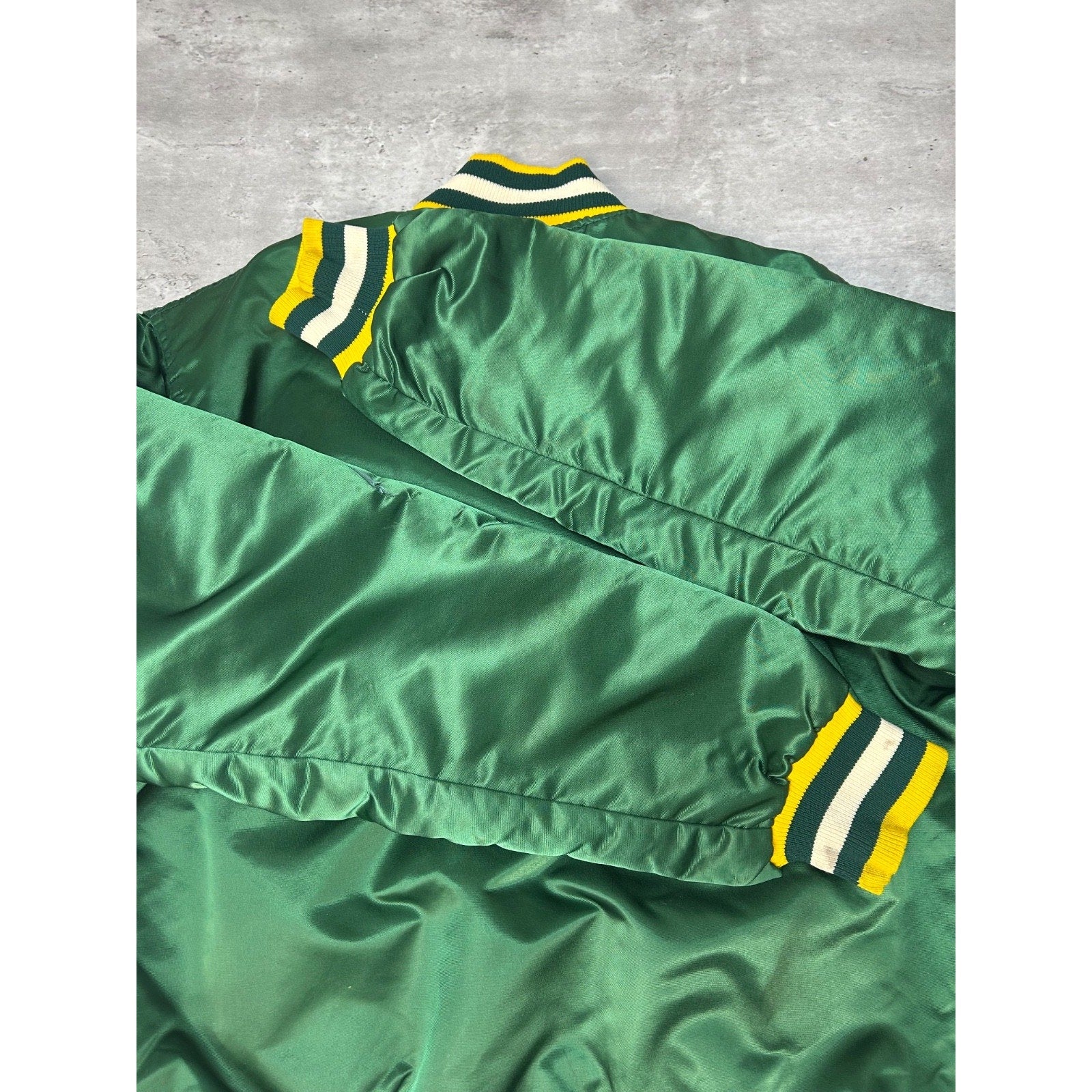 Vintage 80s Green Bay Packers NFL Starter Satin Bomber Jacket Size Large