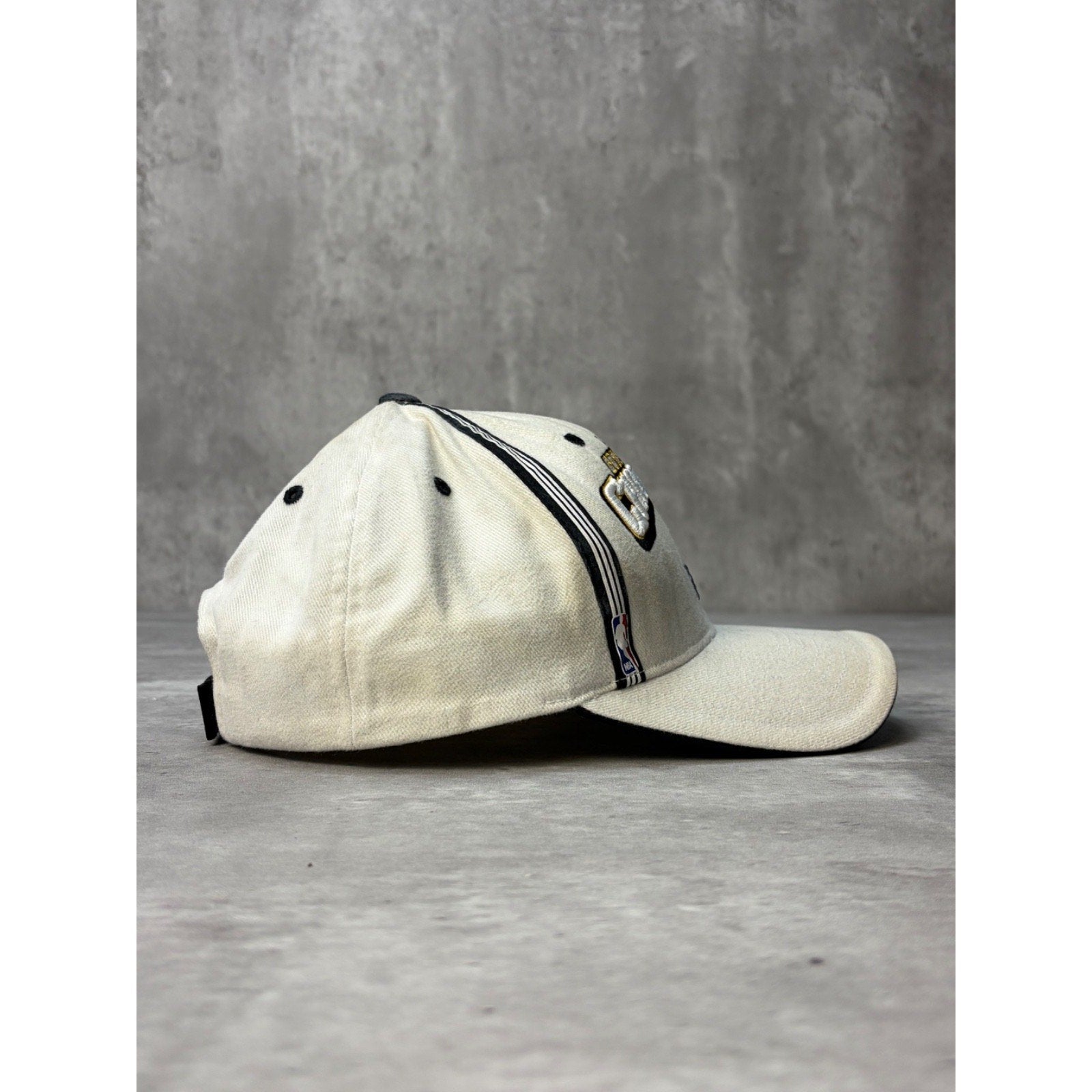 Vintage Cleveland Cavaliers NBA 2007 Conference Champs Strapback Hat OSFA