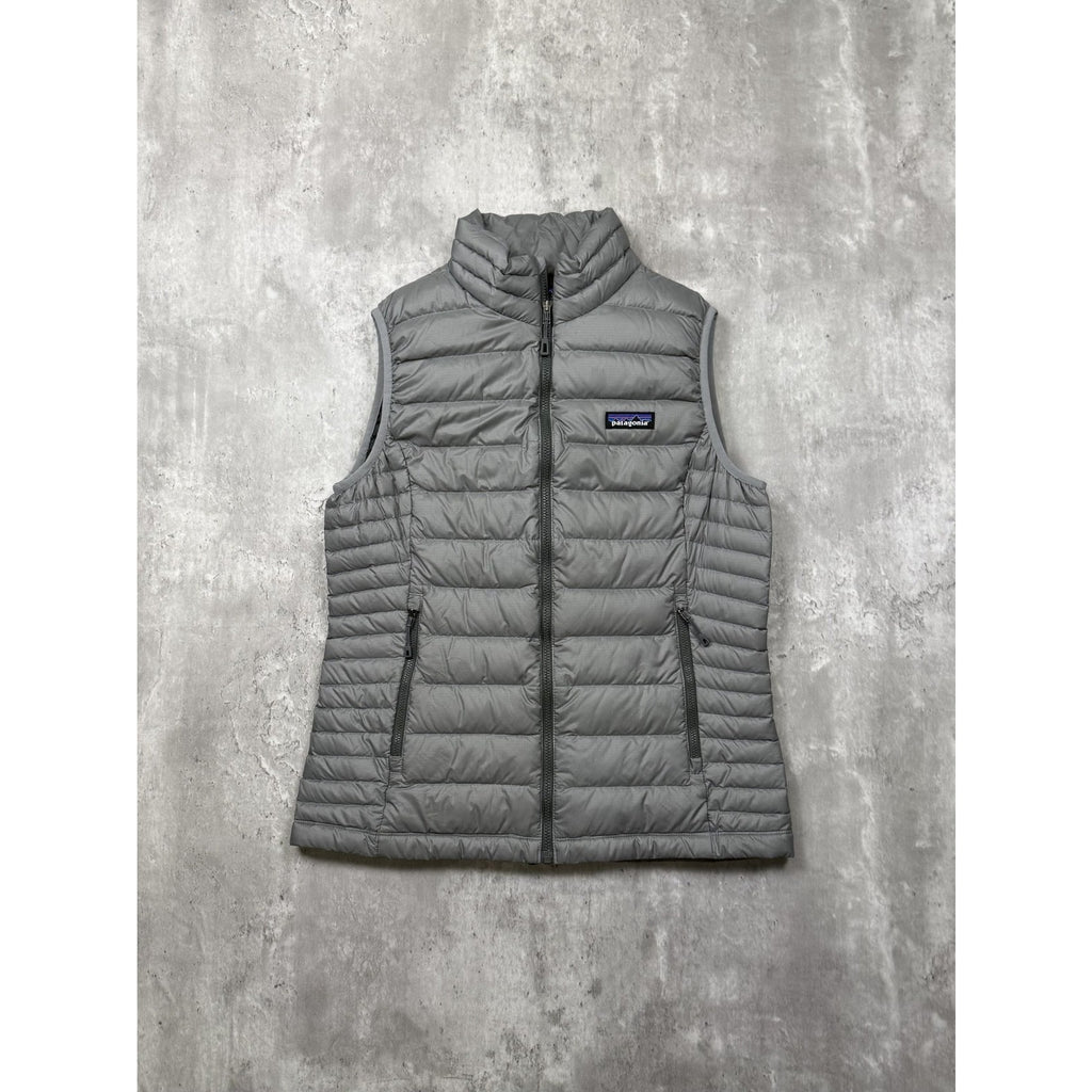 Vintage Womens Patagonia Embroidered Patch Puffer Vest Jacket Size Medium