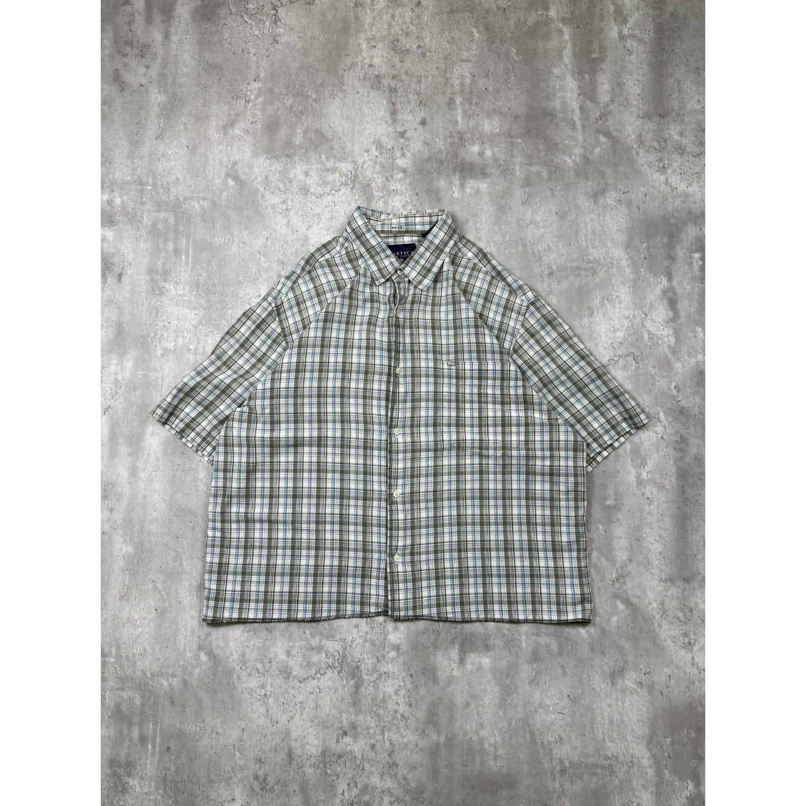 Vintage Nautica Single Pocket Plaid Cropped Button Up Shirt Size XL