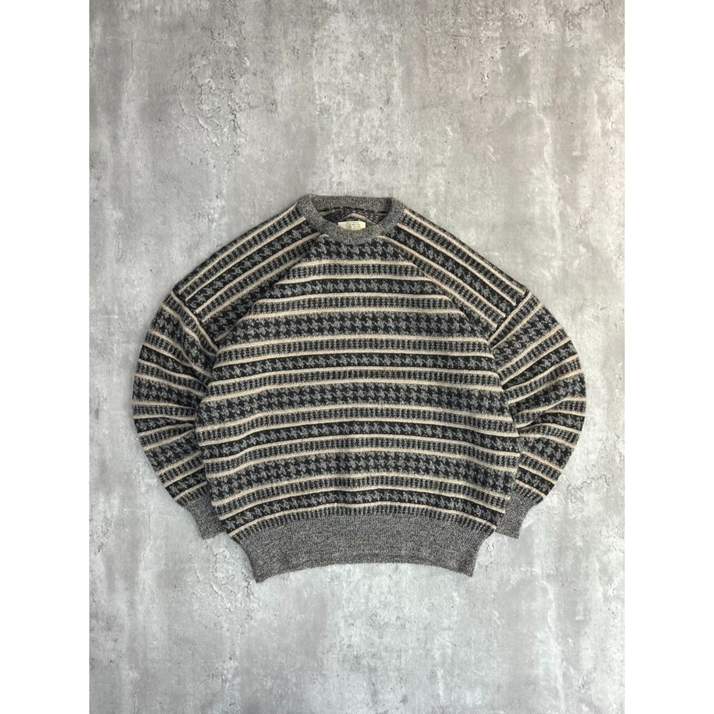 Vintage 80s/90s Abstract Print Pullover Ribbed Knit Sweater Size XL