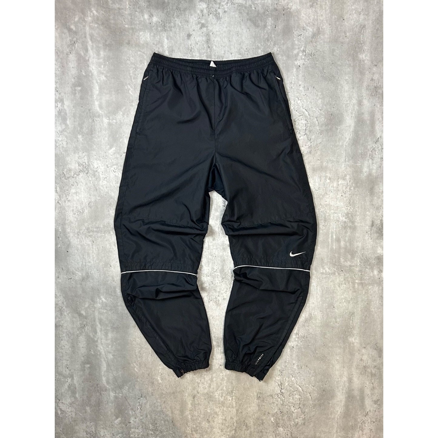 Vintage Nike Embroidered Swoosh Windbreaker Pants Size Small Black