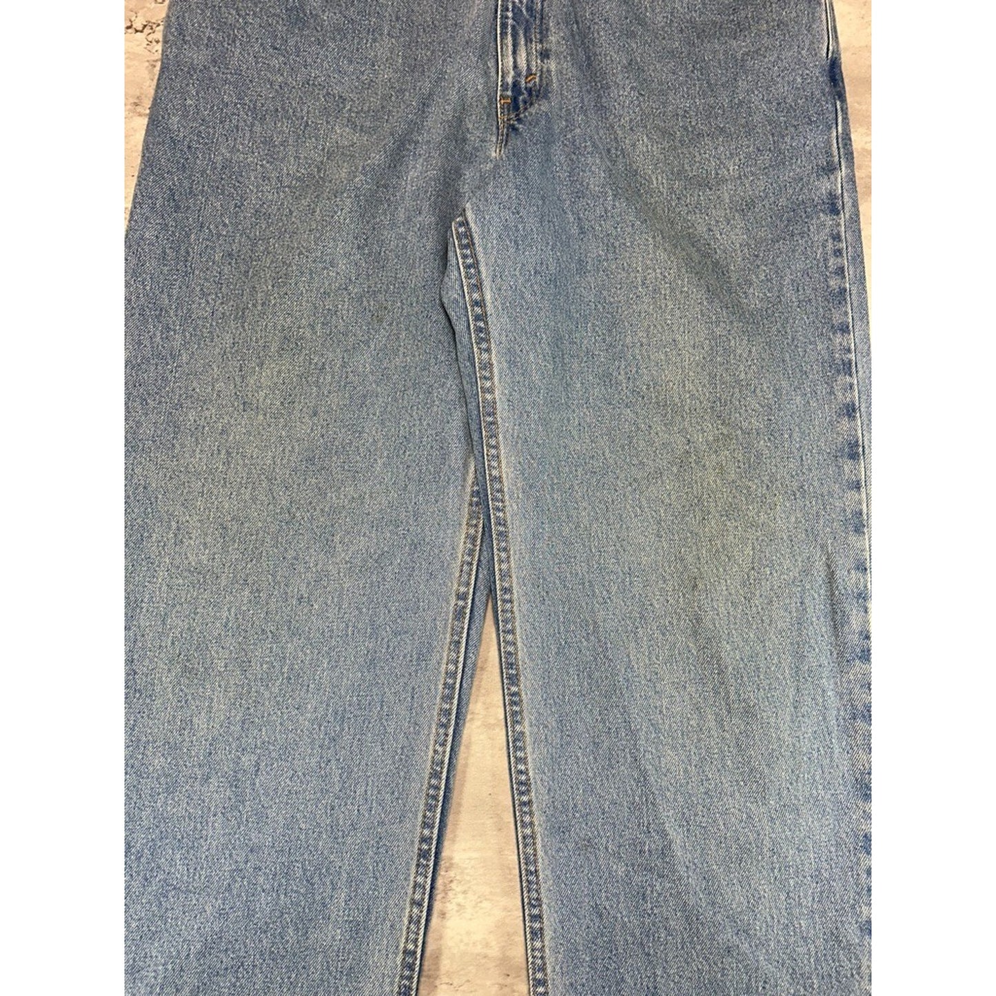 Vintage Levis Red Tab 550 Relaxed Fit Light Wash Denim Pants Size 37 Blue