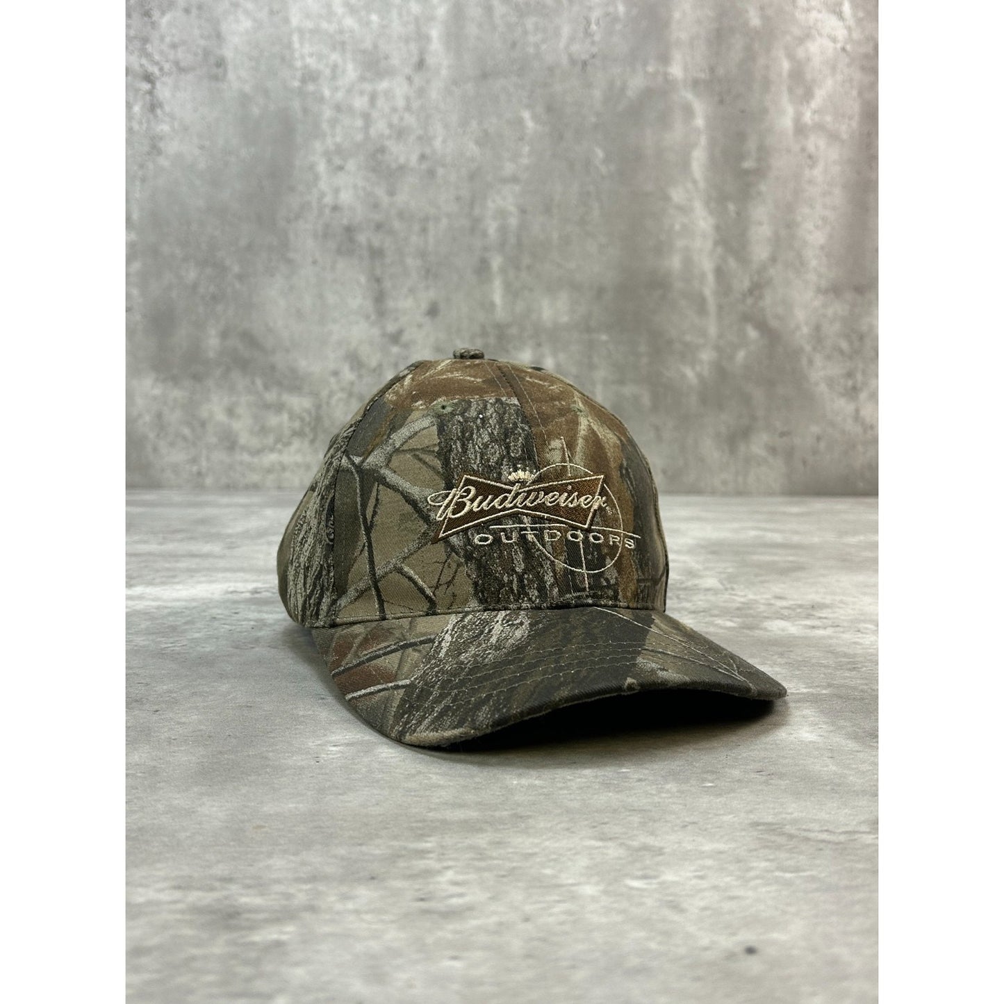 Vintage Budweiser Outdoors Embroidered Tree Camo Hunting Strapback Hat OSFA