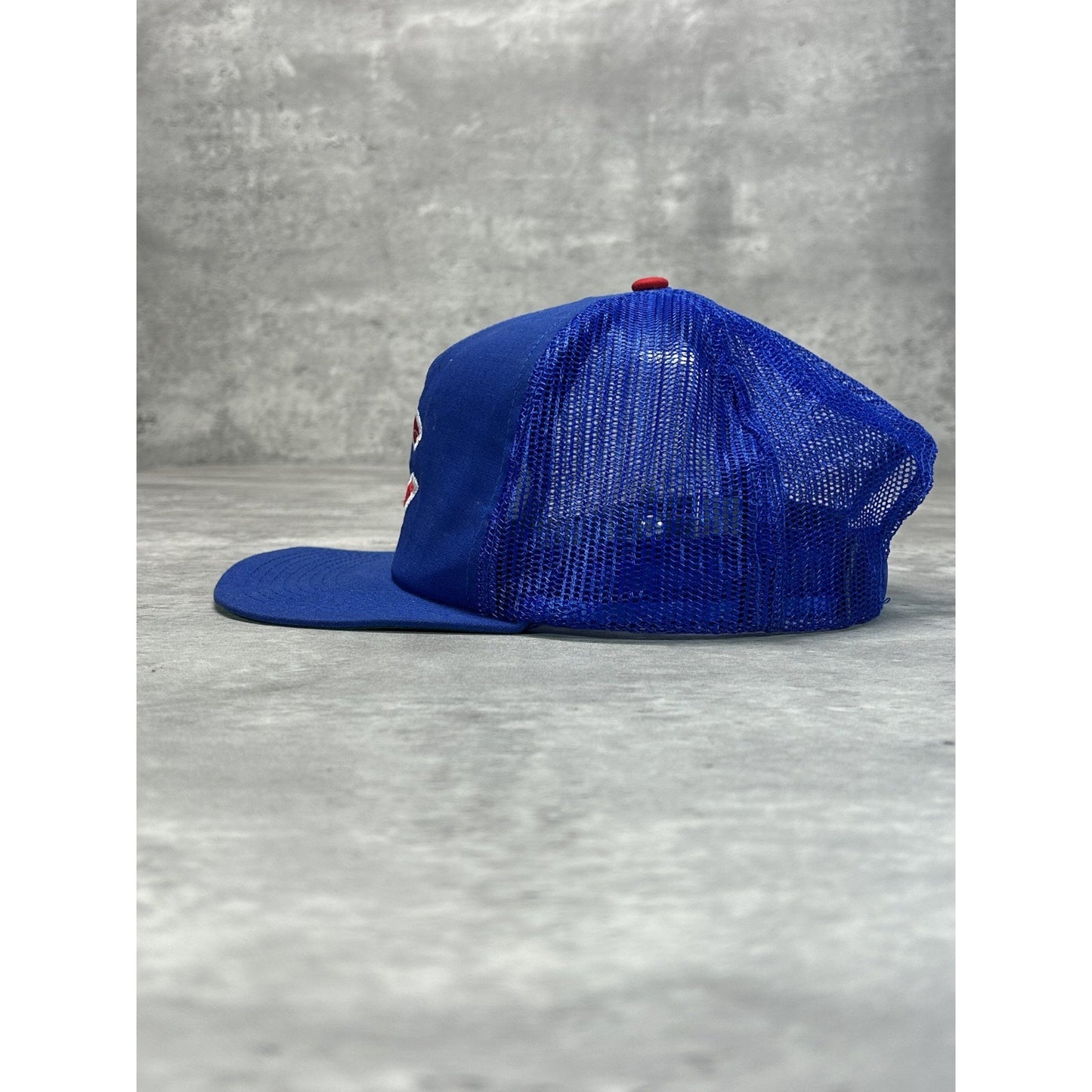 Vintage 90s Chicago Cubs MLB Embroidered Logo Trucker Snapback Hat OSFA