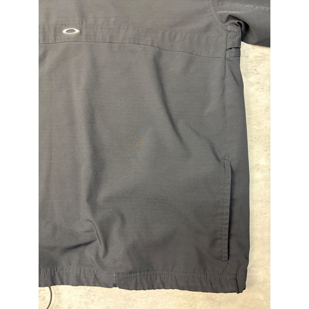 Vintage 2000s Oakley Middle Logo Pullover Windbreaker Jacket Size Large