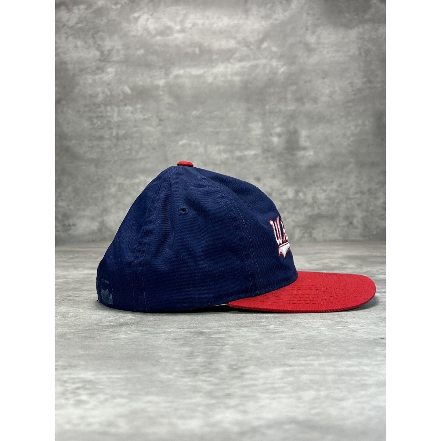 Vintage 90s Chicago White Sox MLB Embroidered Spellout Snapback Hat OSFA