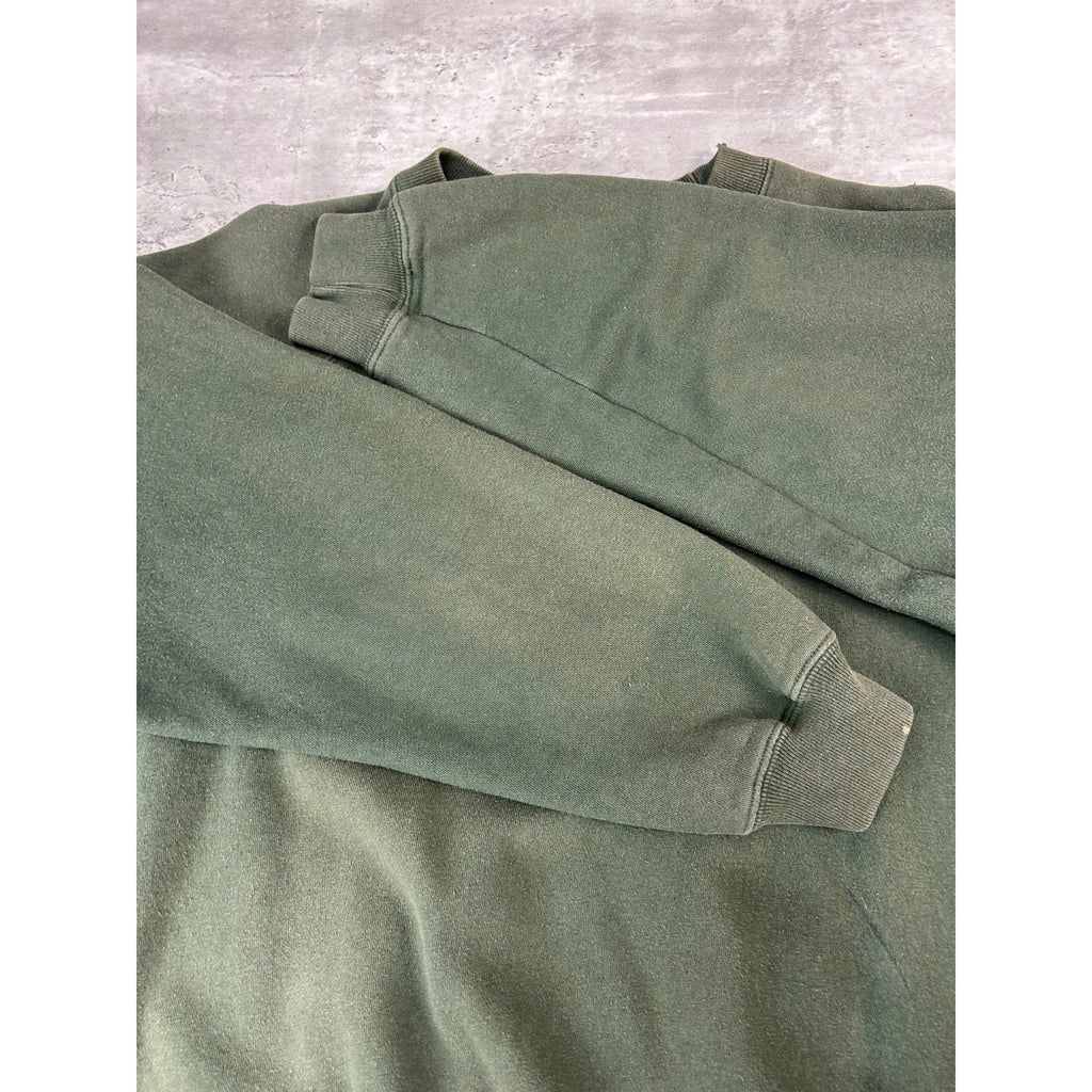 Vintage GAP Blank Green Pullover Crewneck Sweatshirt Size Medium