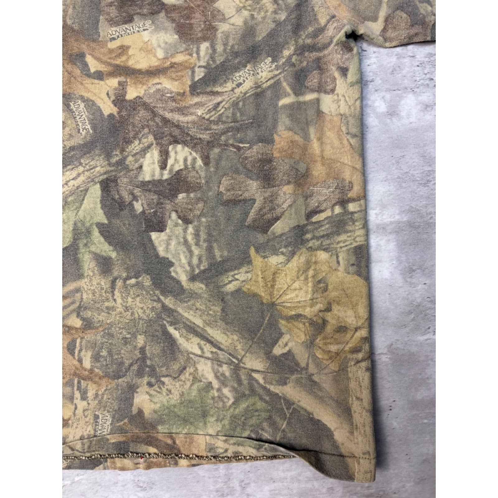 Vintage 90s Advantage Timber Camo Mock Neck Long Sleeve T-Shirt Size Medium
