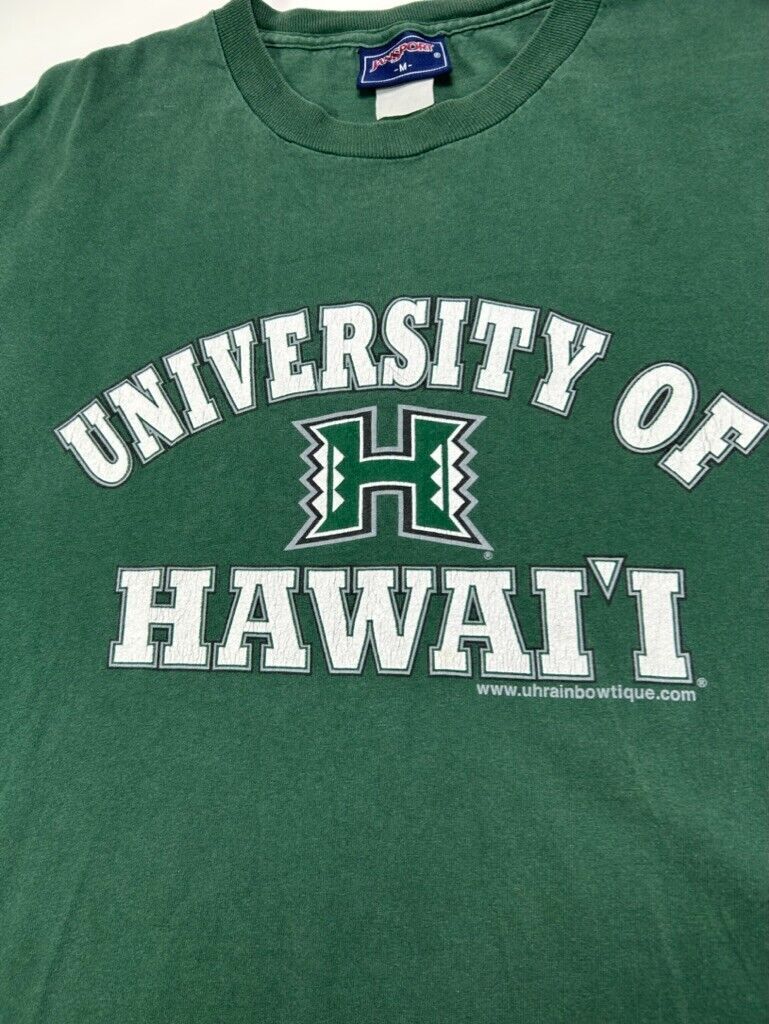 University Of Hawaii NCAA Collegiate Graphic Spellout T-Shirt Size Medium Green