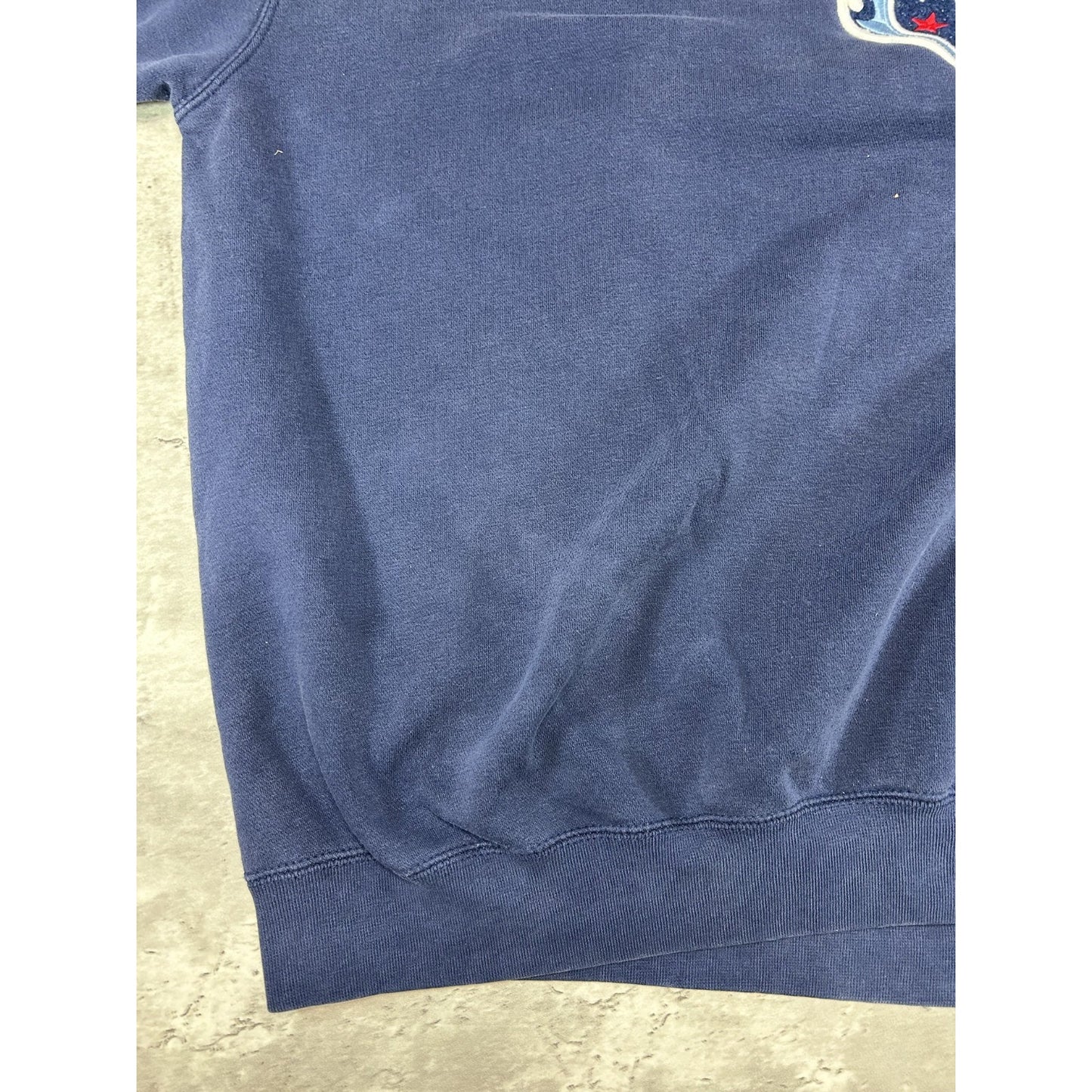 Vintage Tennessee Titans NFL Embroidered Logo Football Sweatshirt Size 2XL