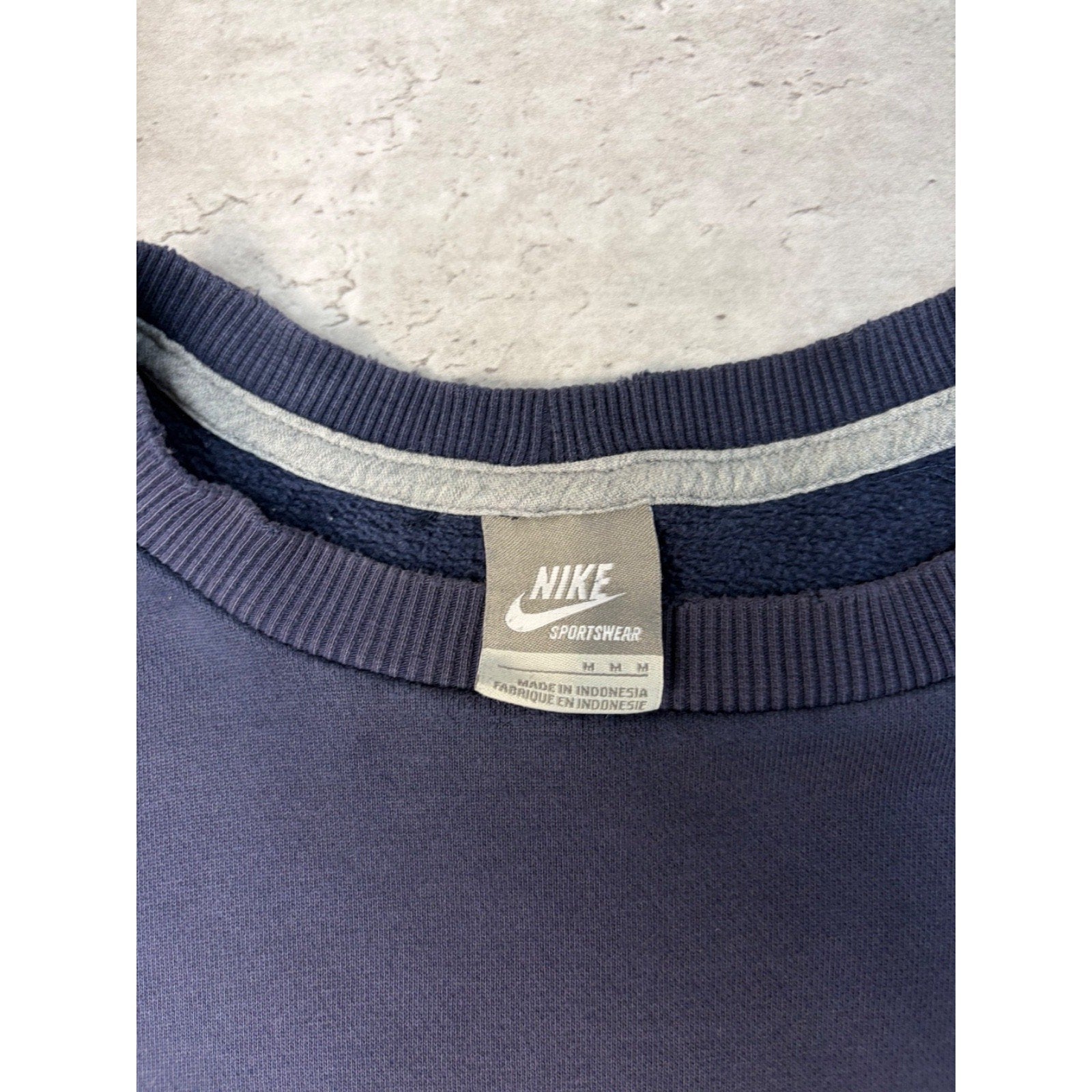 Vintage Nike Embroidered Tonal Logo Crewneck Pullover Sweatshirt Size Medium