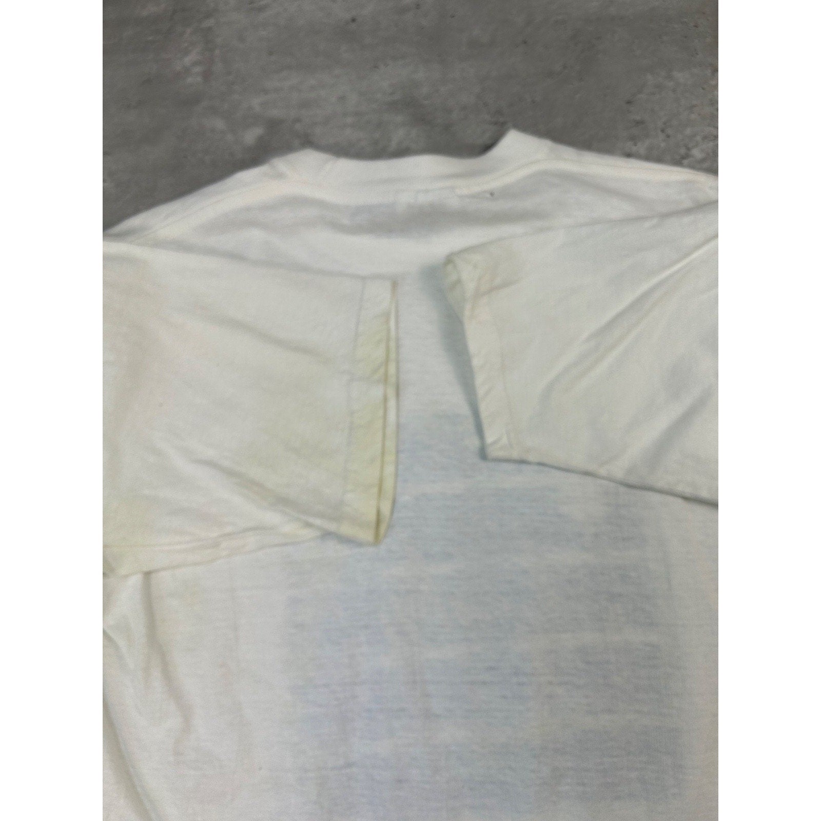 Vintage 90s Aruba Map Spellout Graphic Destination T-Shirt Size Large White