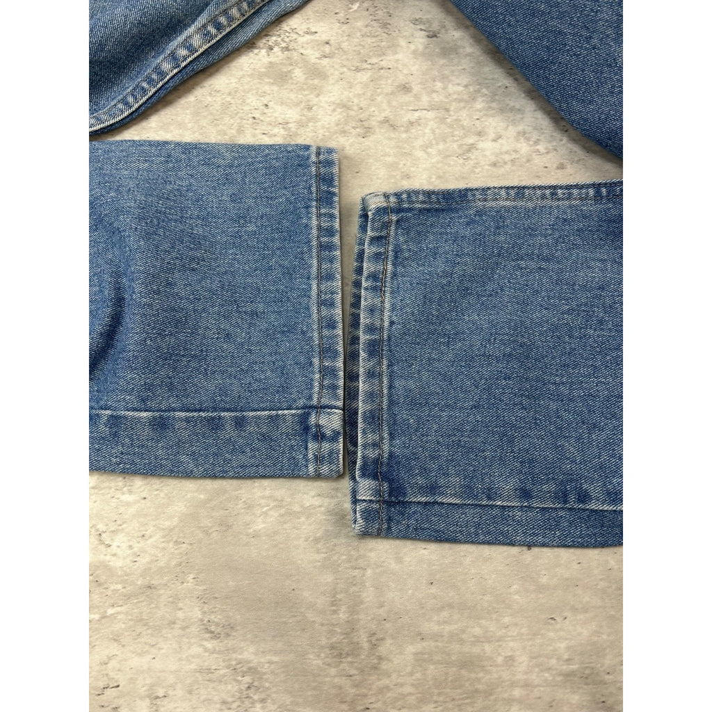 Vintage Wrangler Authentic Jeans Medium Wash Denim Pants Size 37 Blue