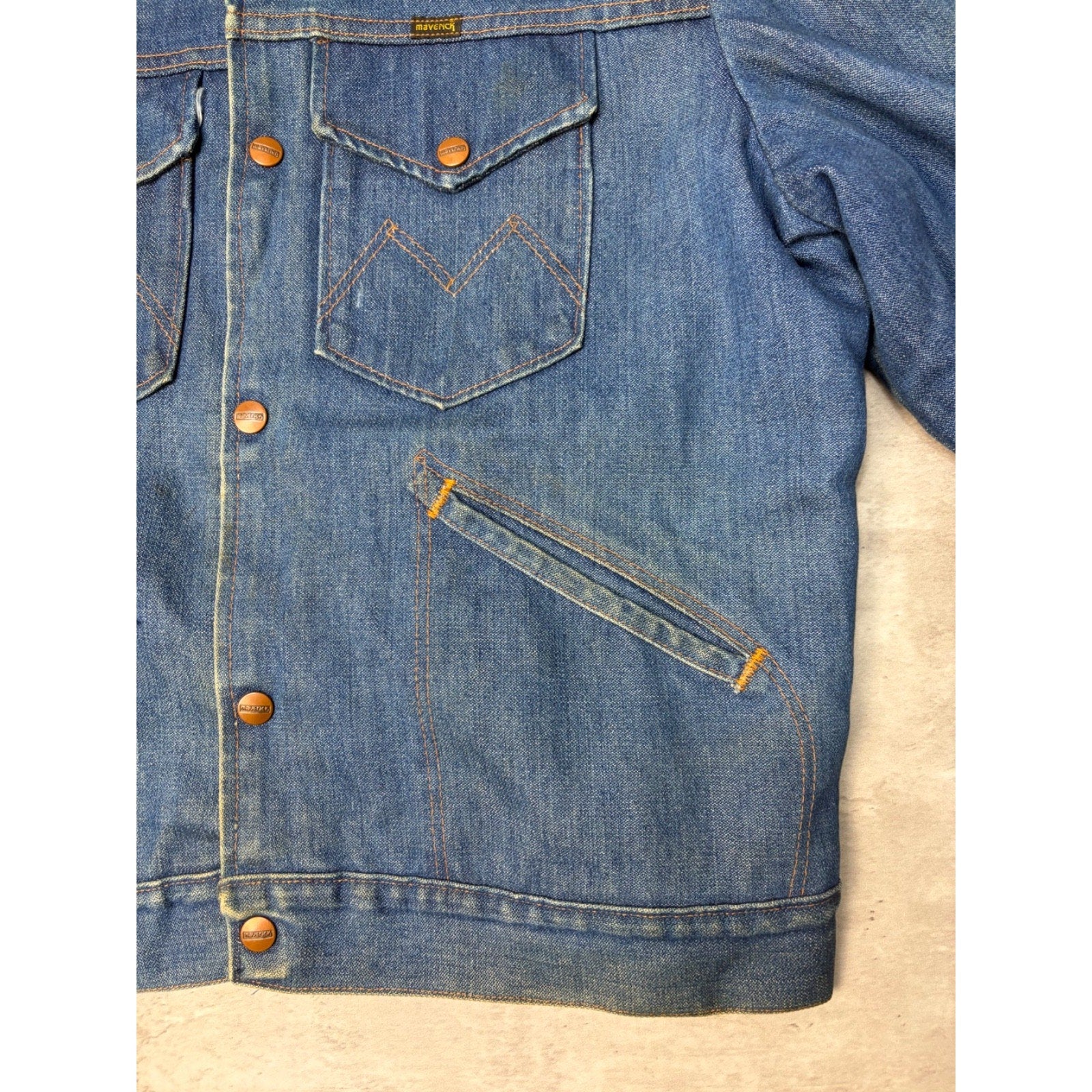 VTG 1970s Maverick Wrangler Blanket Lined Medium Wash Denim Jacket Size Large