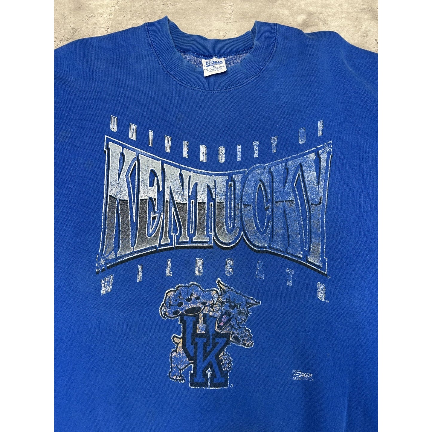 Vintage 90s Kentucky Wildcats NCAA Graphic Spellout Logo Sweatshirt Size XL