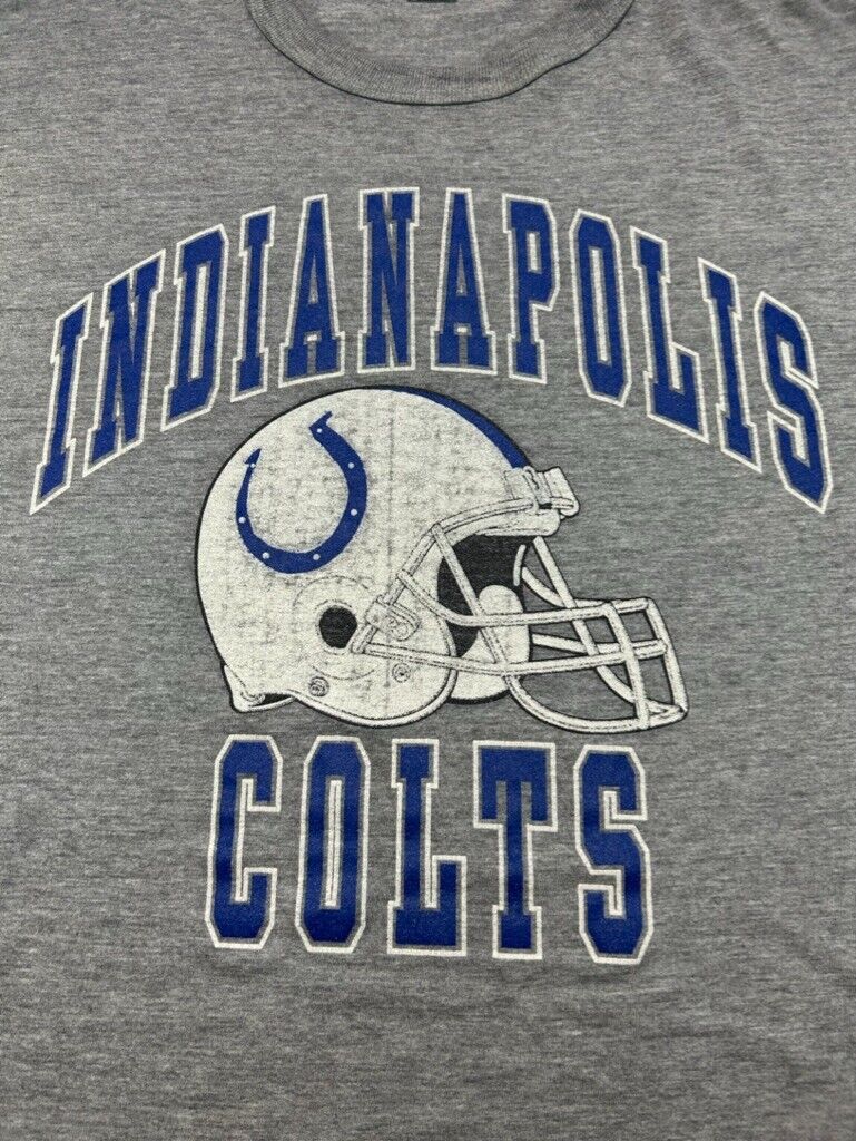 Vintage 90s Indianapolis Colts NFL Helmet Graphic Spellout T-Shirt Size XL Gray