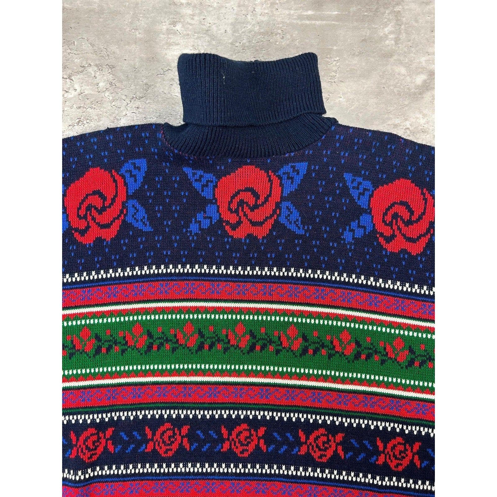 Vintage 90s Rose Striped Print Pullover Turtle Neck Knit Sweater Size Large