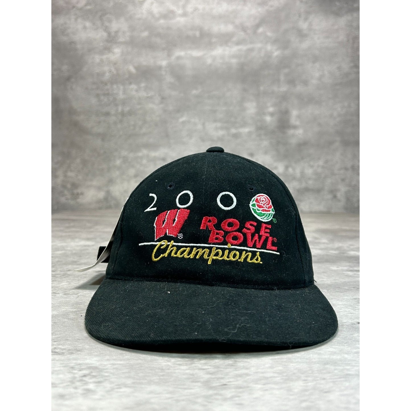 Vintage 2000 Wisconsin Badgers NCAA Rose Bowl Champs Strapback Hat OSFA
