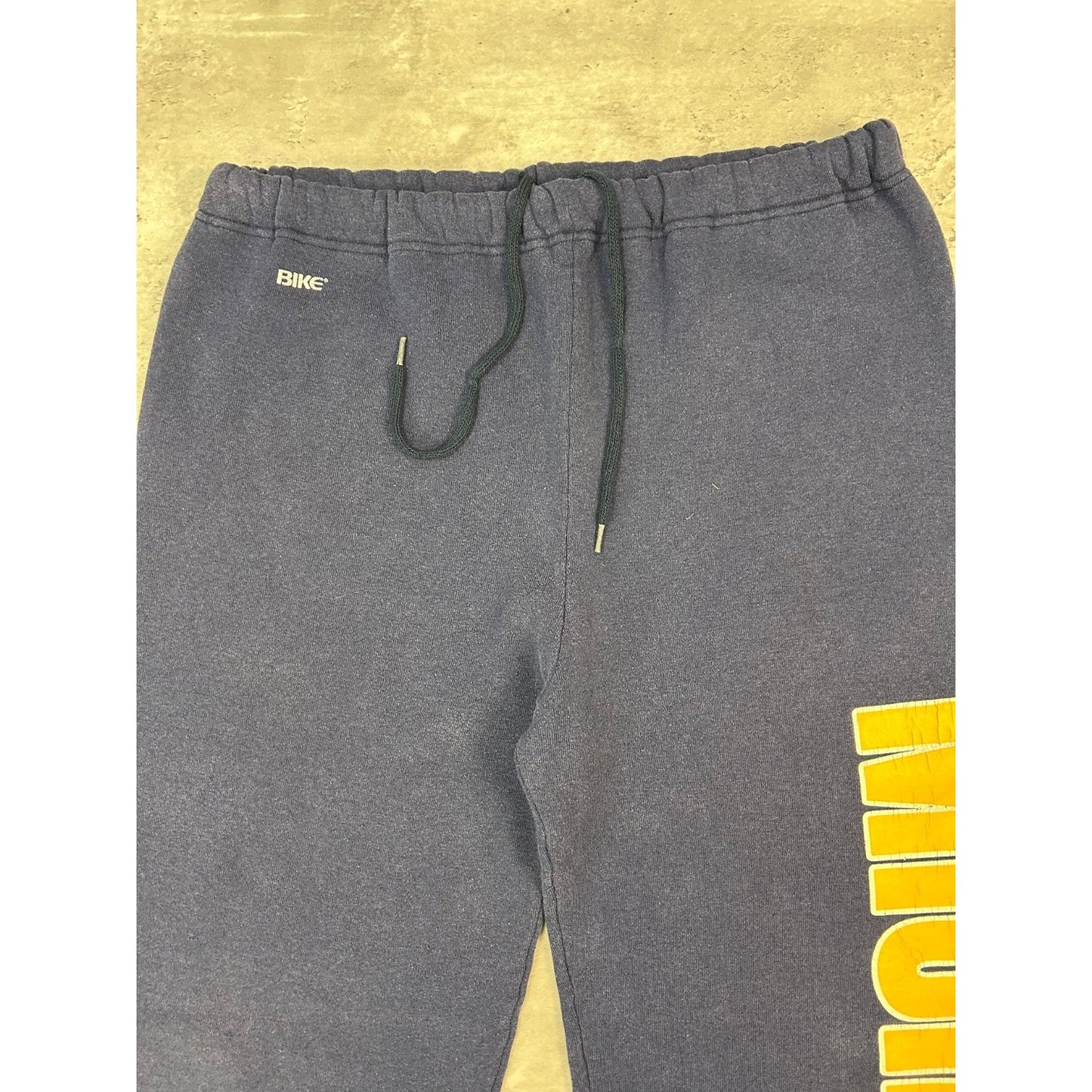 Vintage 90s Michigan Wolverines NCAA Graphic Spellout Sweat Pants Size Large