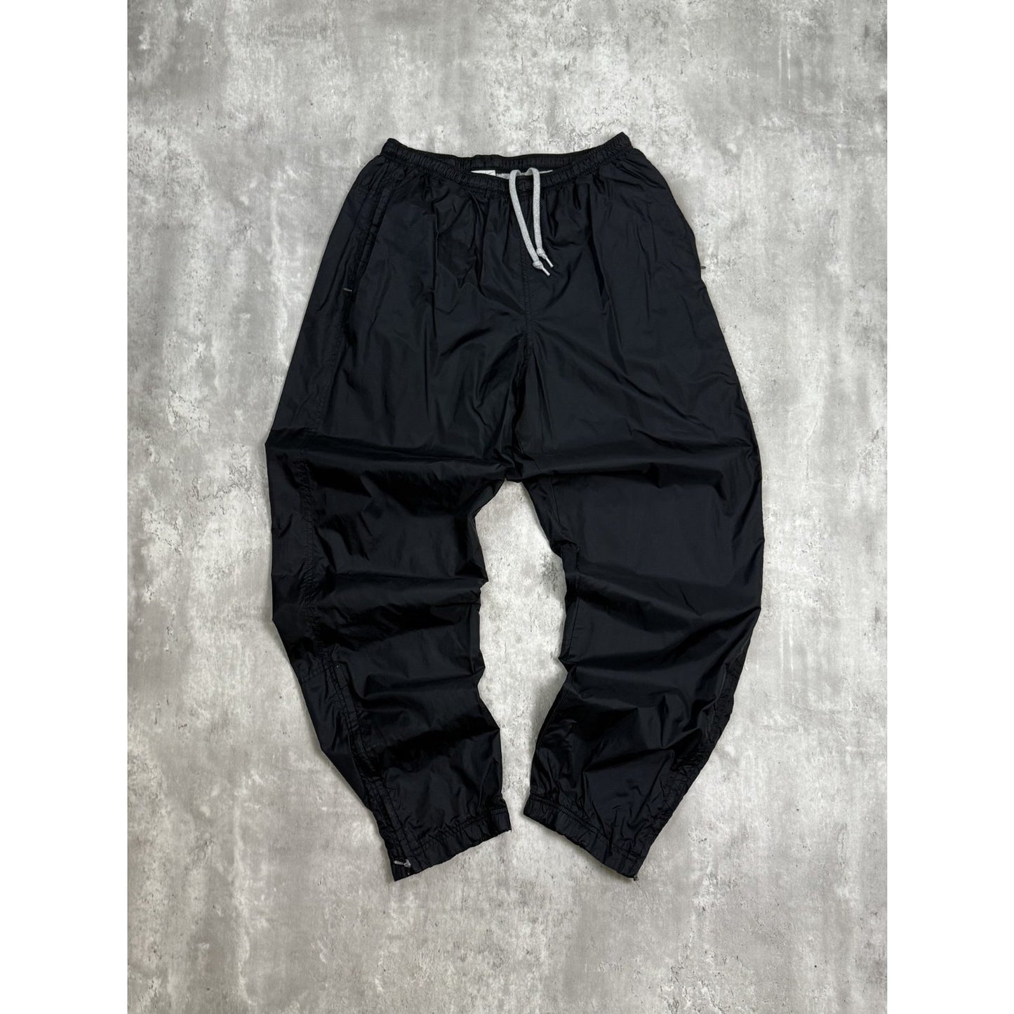 Vintage 2000s Nike Embroidered Swoosh Nylon Track Pants Size Large