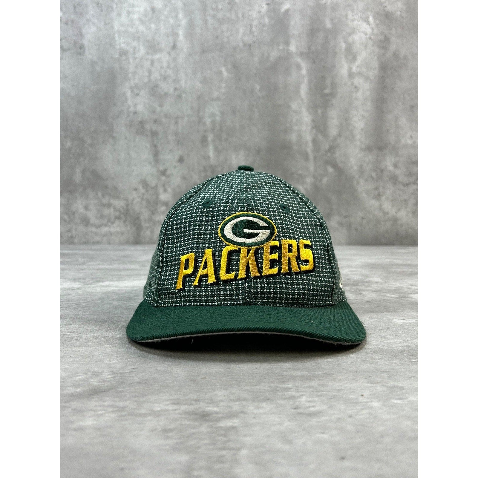 Vintage 90s Green Bay Packers NFL Embroidered Spellout Strapback Hat OSFA