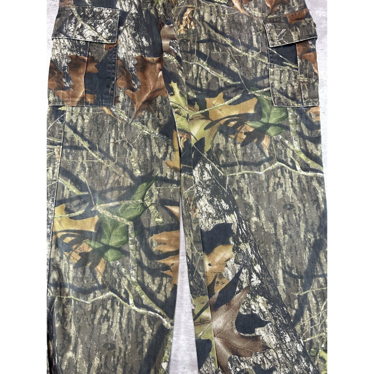 Vintage Mossy Oak Tree Camo Hunting Cargo Pants Size XL YOUTH Green/Brown