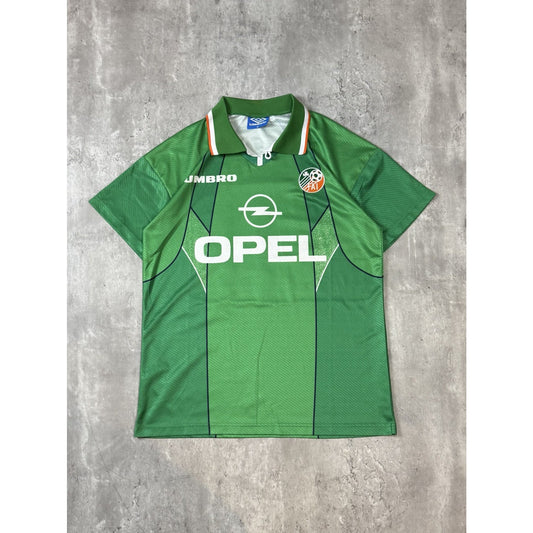 Vintage 90s Robbie Keane #10 Ireland Umbro Soccer Jersey Size Medium Green