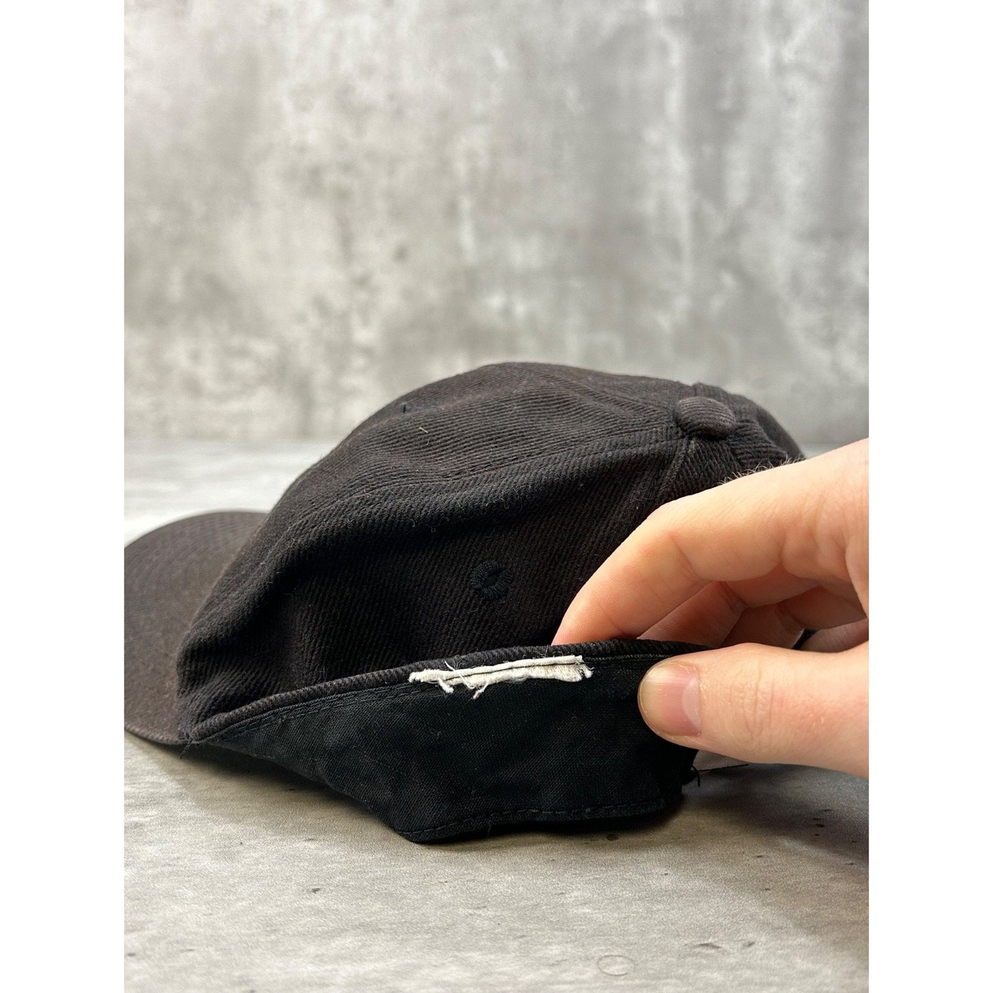 Vintage 90s Nike Embroidered Swoosh Black / White Snapback Hat OSFA