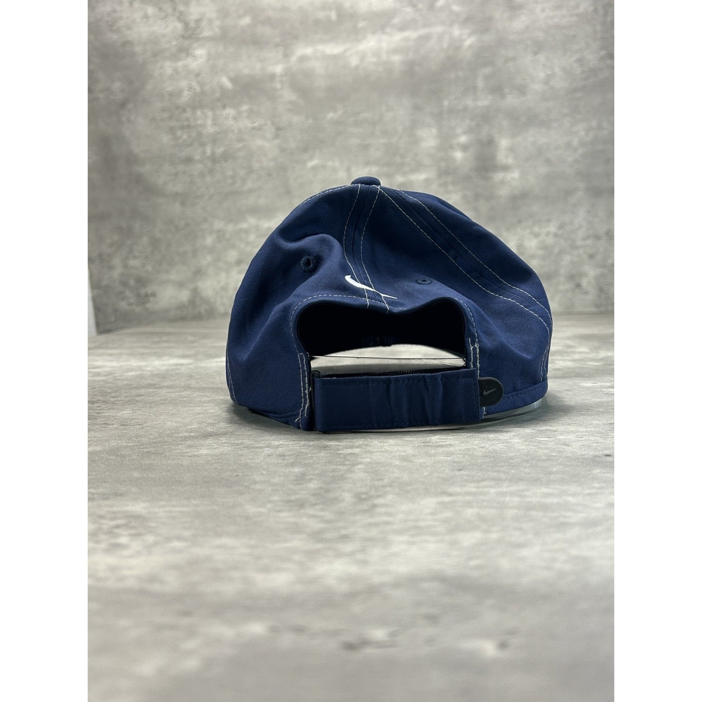 Nike Golf Embroidered Swoosh Strapback Hat OSFA
