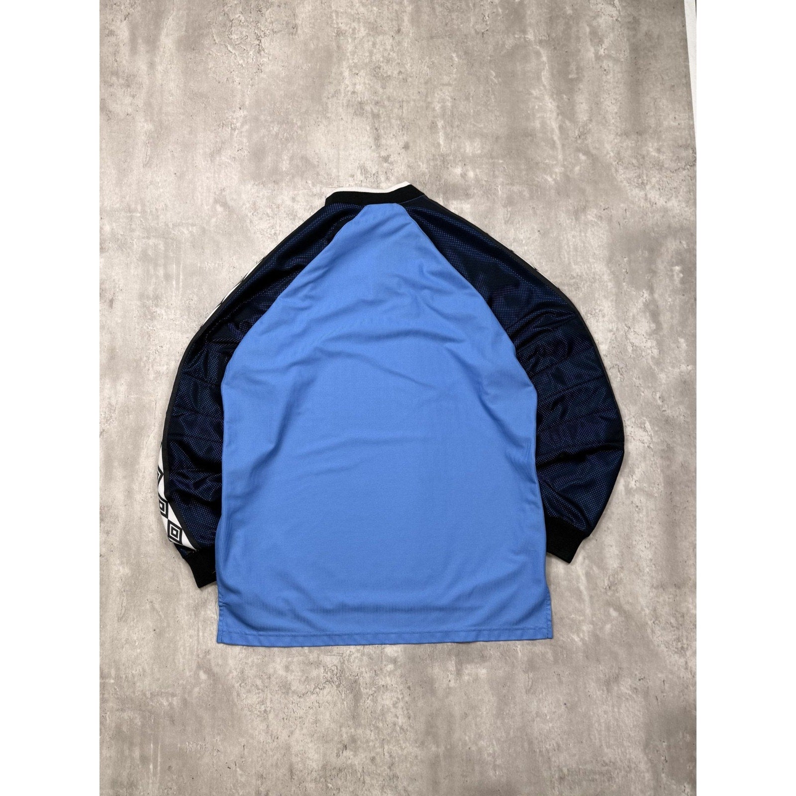 Vintage Umbro 1/4 Zip Embroidered Logo Keeper Soccer Jersey Size Large