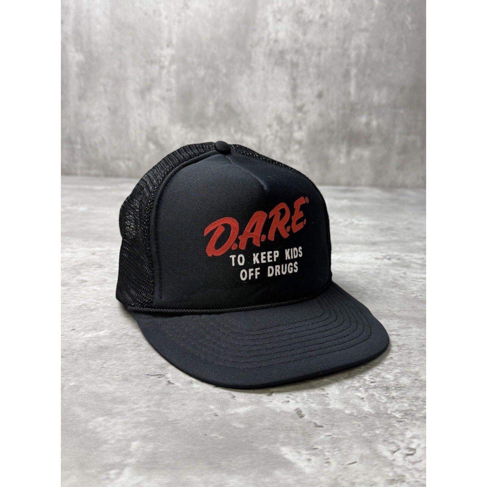 Vintage 80s/90s Dare To Keep Kids Off Drugs Graphic Trucker Snapback Hat OSFA