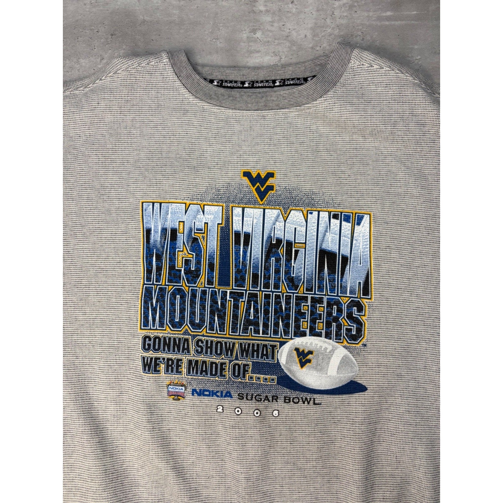 Vintage 2006 West Virginia Mountaineers NCAA Graphic Spellout Sweatshirt Size XL