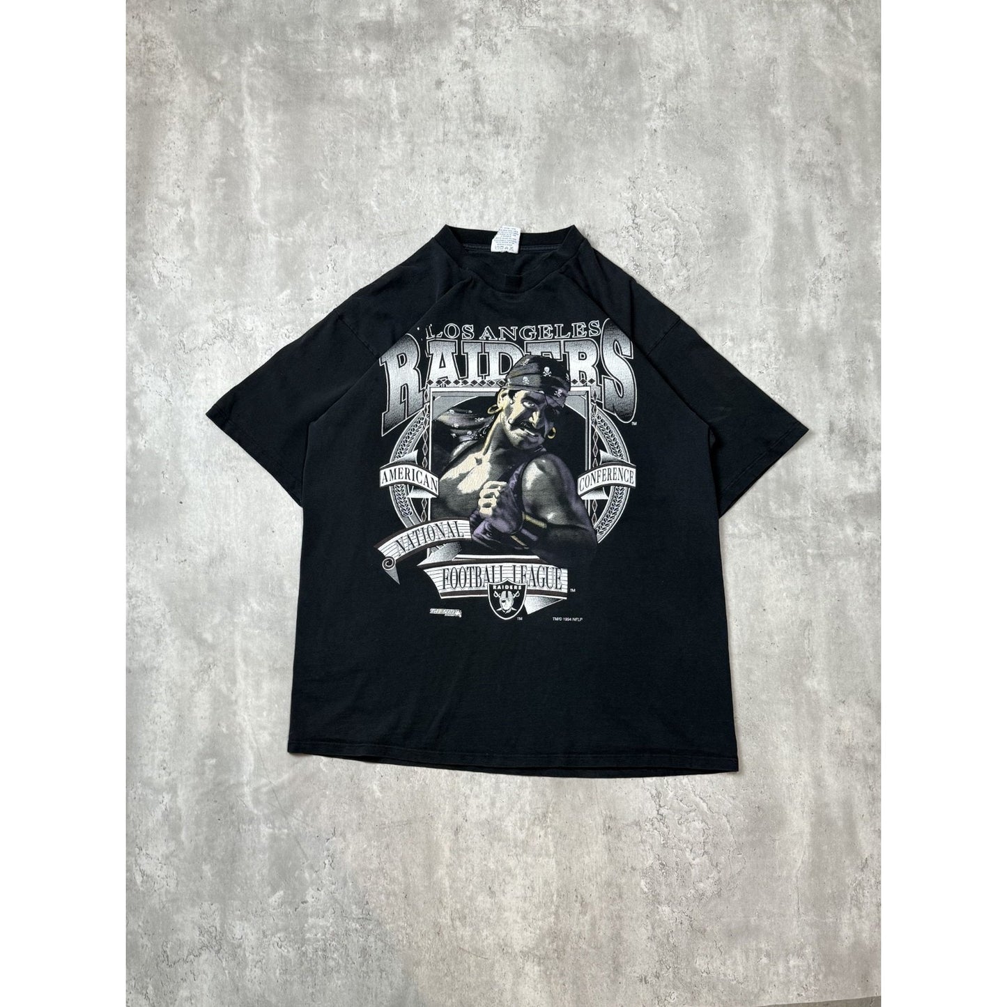 Vintage 1994 Los Angeles Raiders NFL Character Graphic T-Shirt Size XL