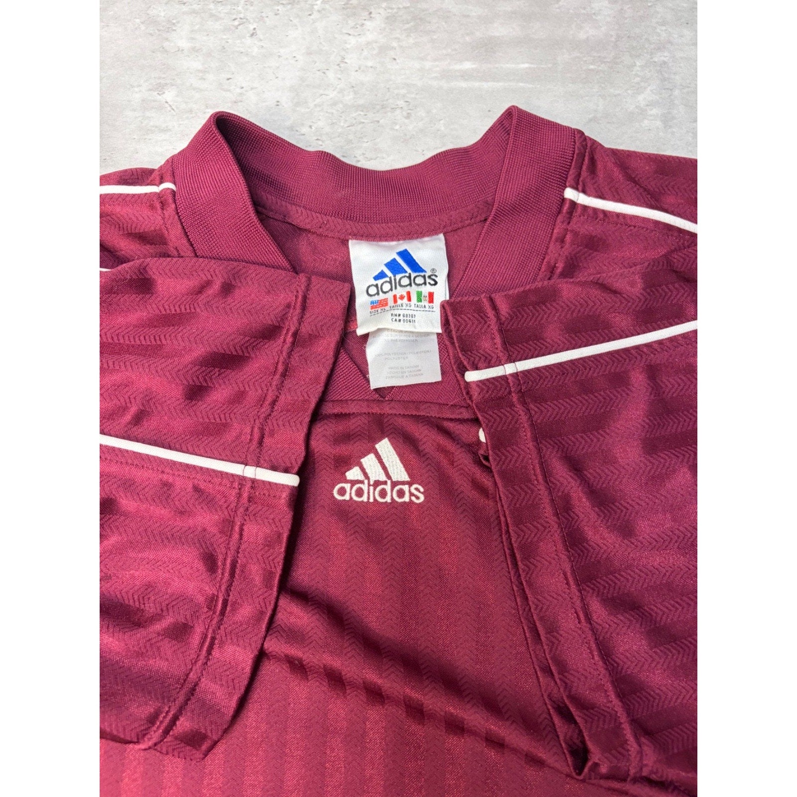Vintage 90s Adidas Embroidered Logo #16 Two Tone Soccer Jersey Size XL