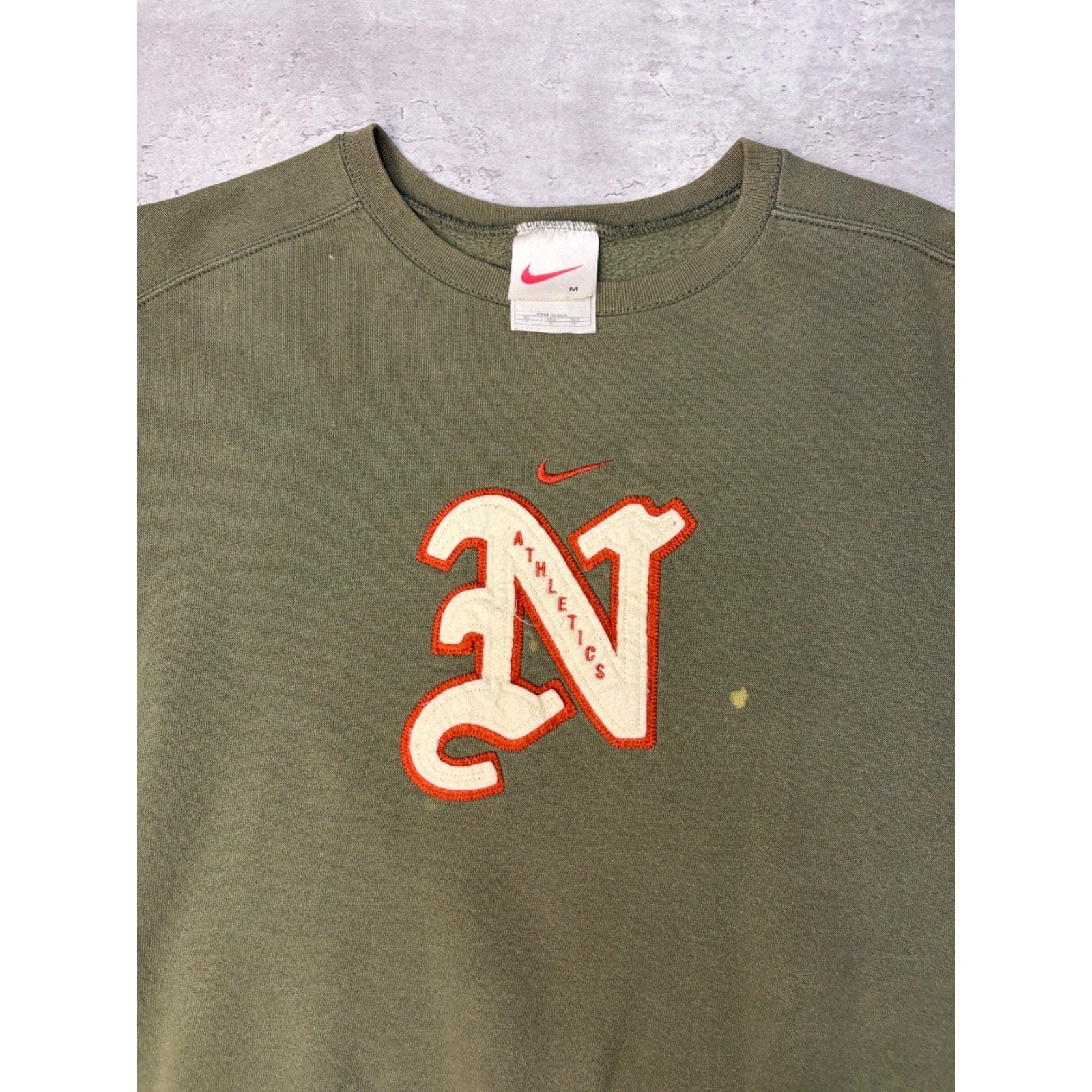 Vintage Nike Athletic Embroidered Middle Swoosh Graphic Sweatshirt Size Medium