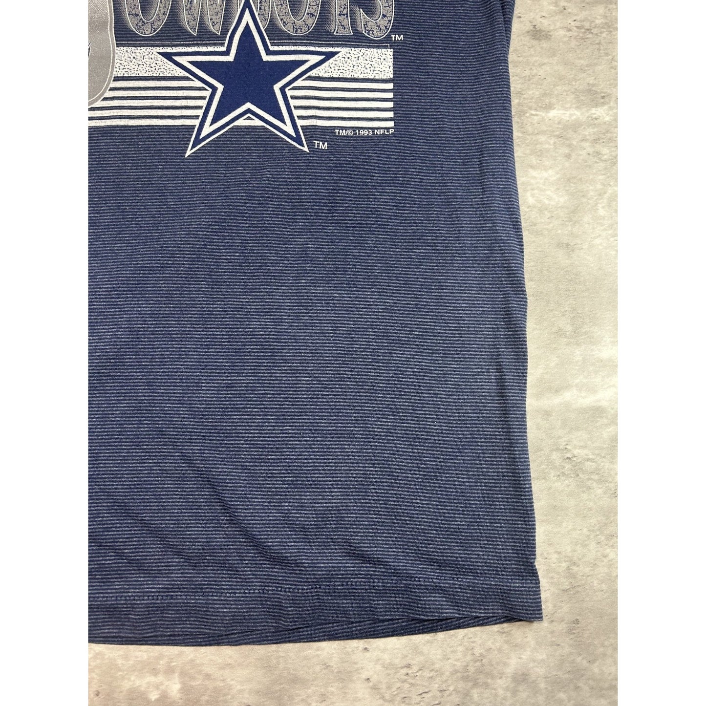 Vintage 1993 Dallas Cowboys NFL Graphic Spellout Football T-Shirt Size Large