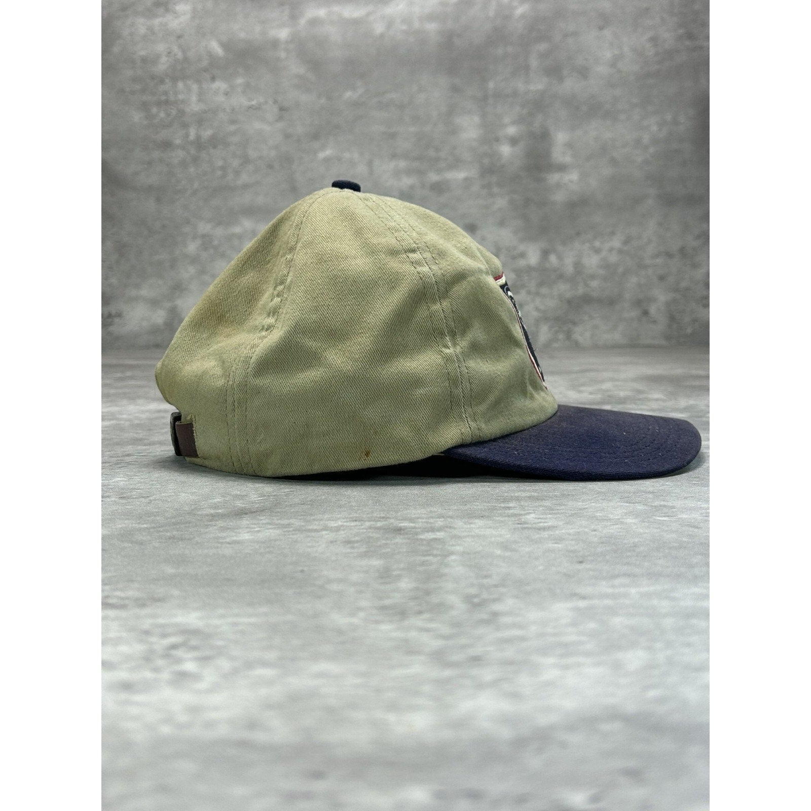 Vintage Disney Golf Embroidered Crest Logo Strapback Hat OSFA Beige