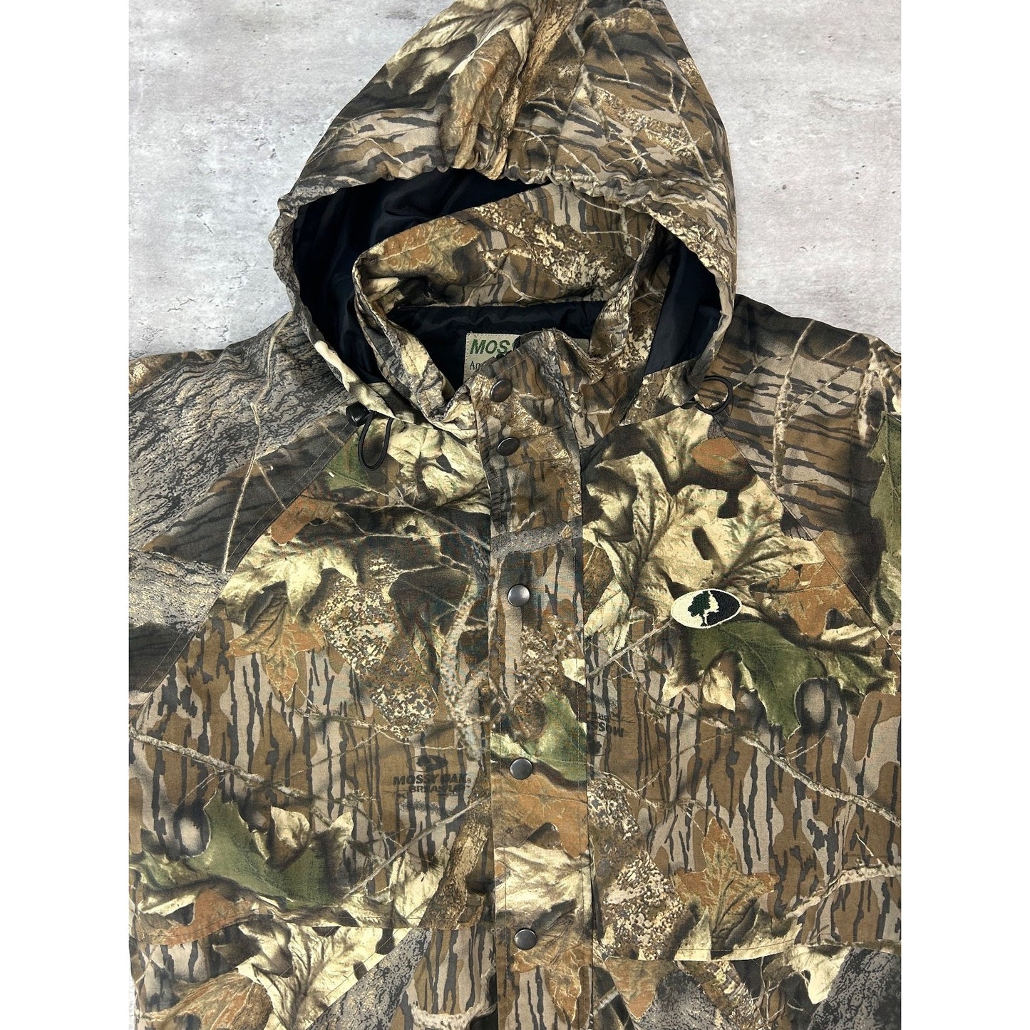 Vintage 80s/90s Mossy Oak Tree Camo Hunting Windbreaker Jacket Size Medium