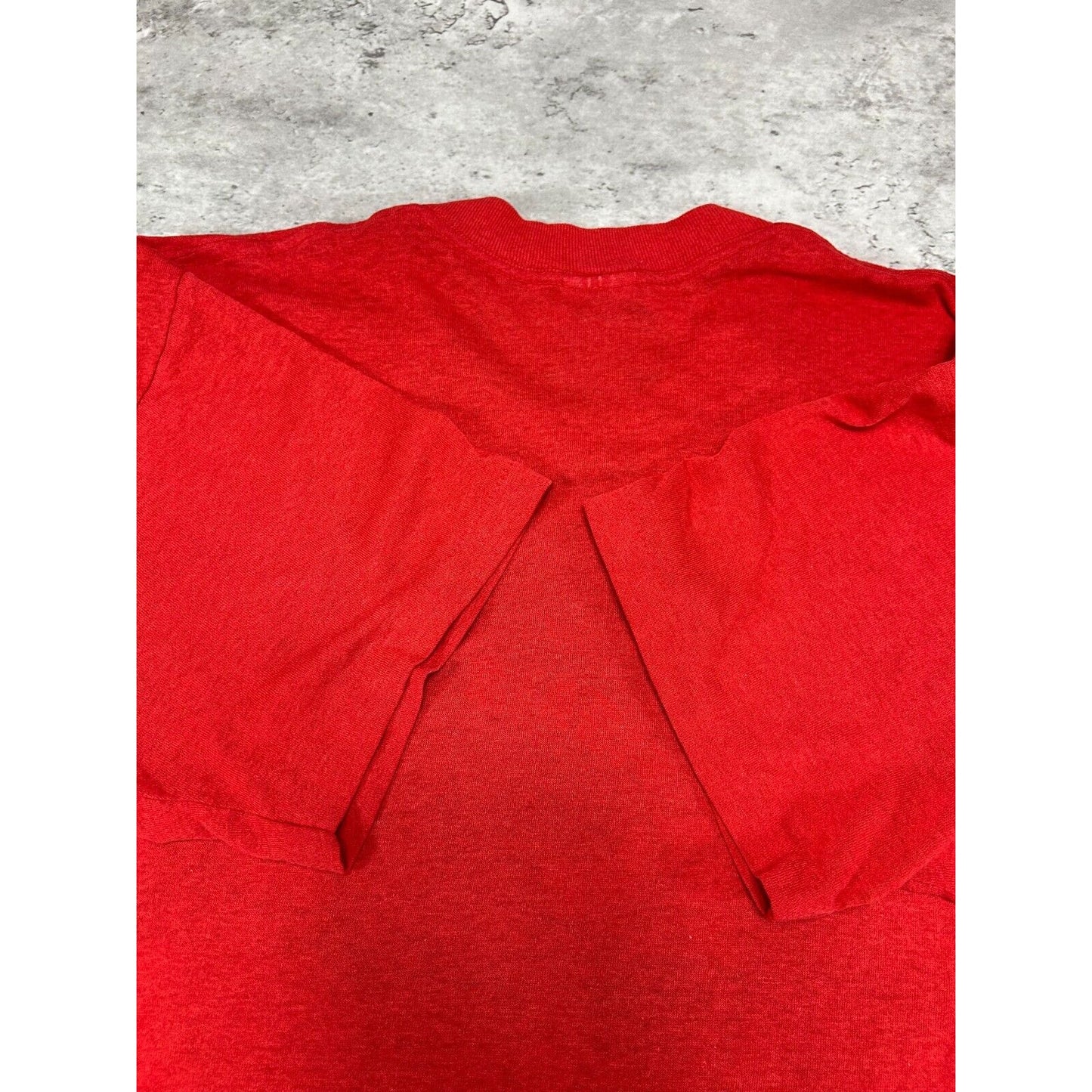 Vintage 1991 Chicago Bulls NBA World Champion Graphic T-Shirt Size Large 90s Red