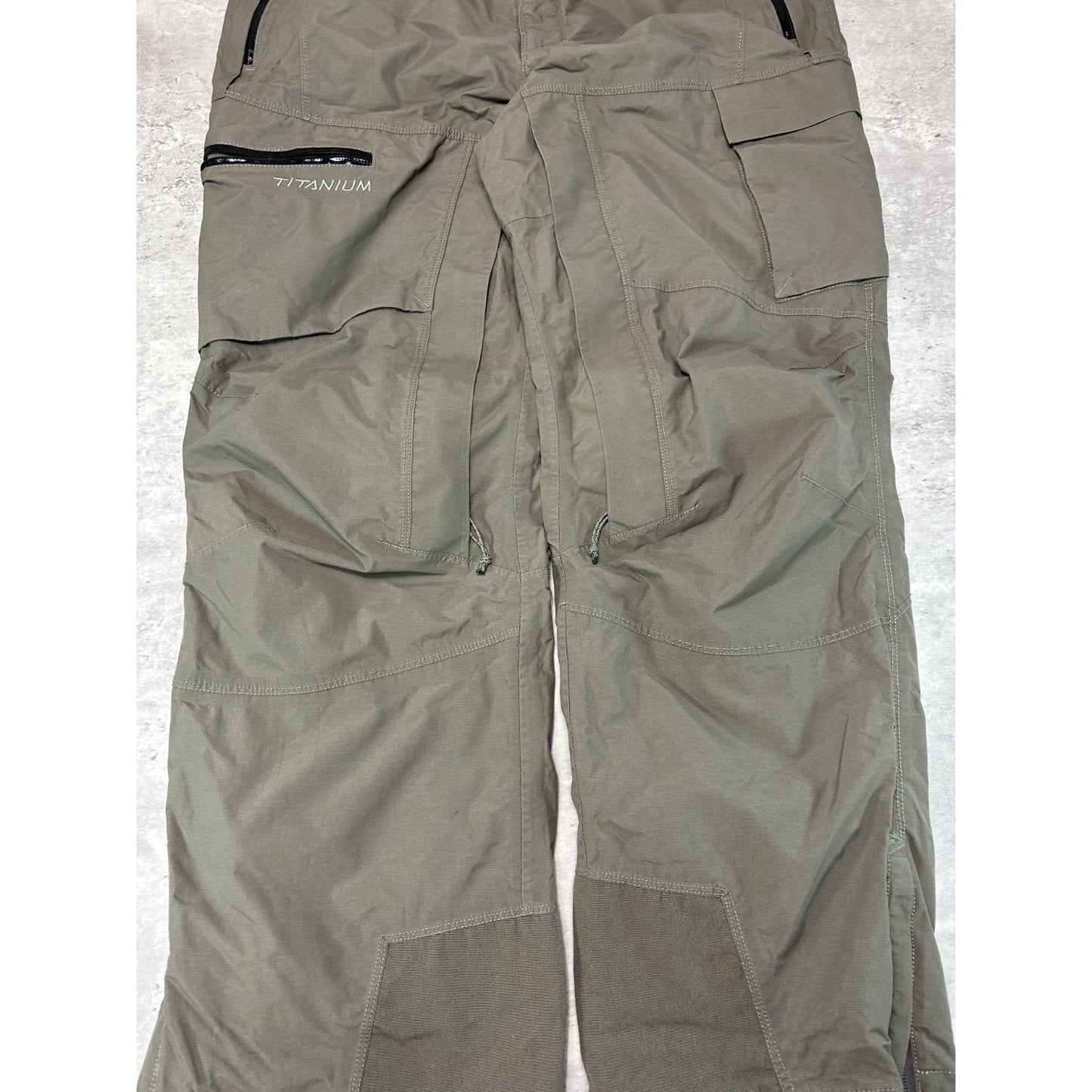 Vintage Columbia Titanium Omni-Tech Nylon Utility Cargo Pants Size Medium