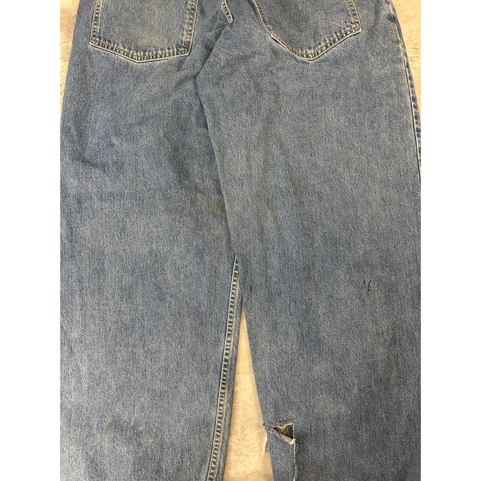 Vintage Y2K Levis Silver Tab Baggy Fit Medium Wash Denim Pants Size 39