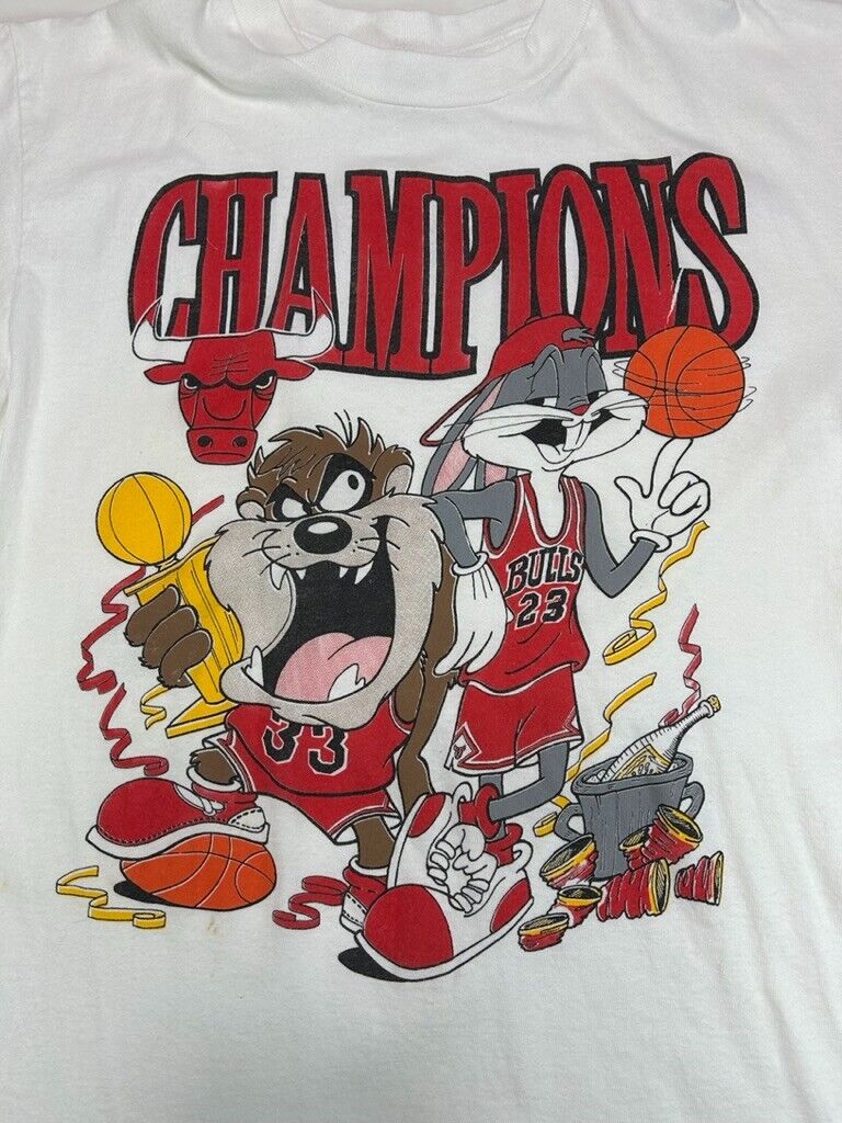 Vintage 90s Chicago Bulls NBA Looney Tunes Champion Graphic T-Shirt Size Medium