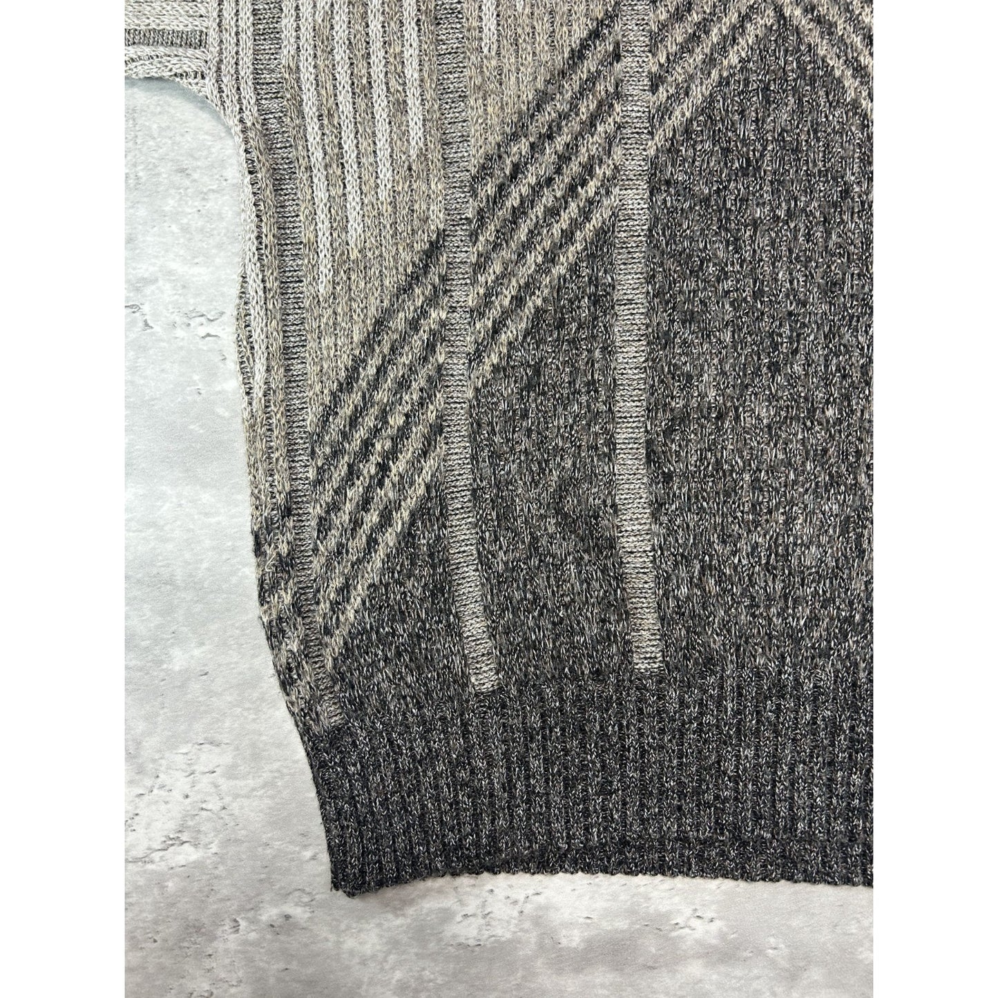 Vintage 80s/90s London Fog Abstract Striped Pullover Knit Sweater Size Medium